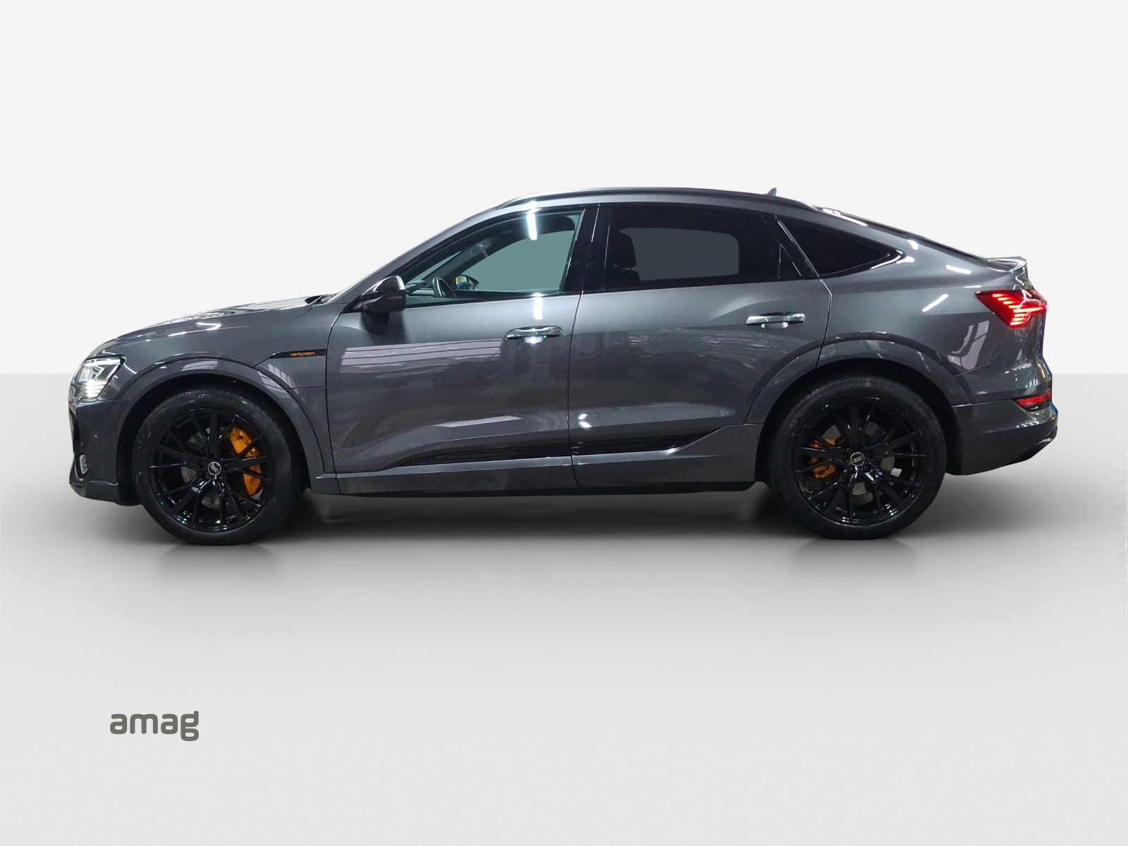 AUDI e-tron 55 Sportback S Line Black Edition quattro-image-1