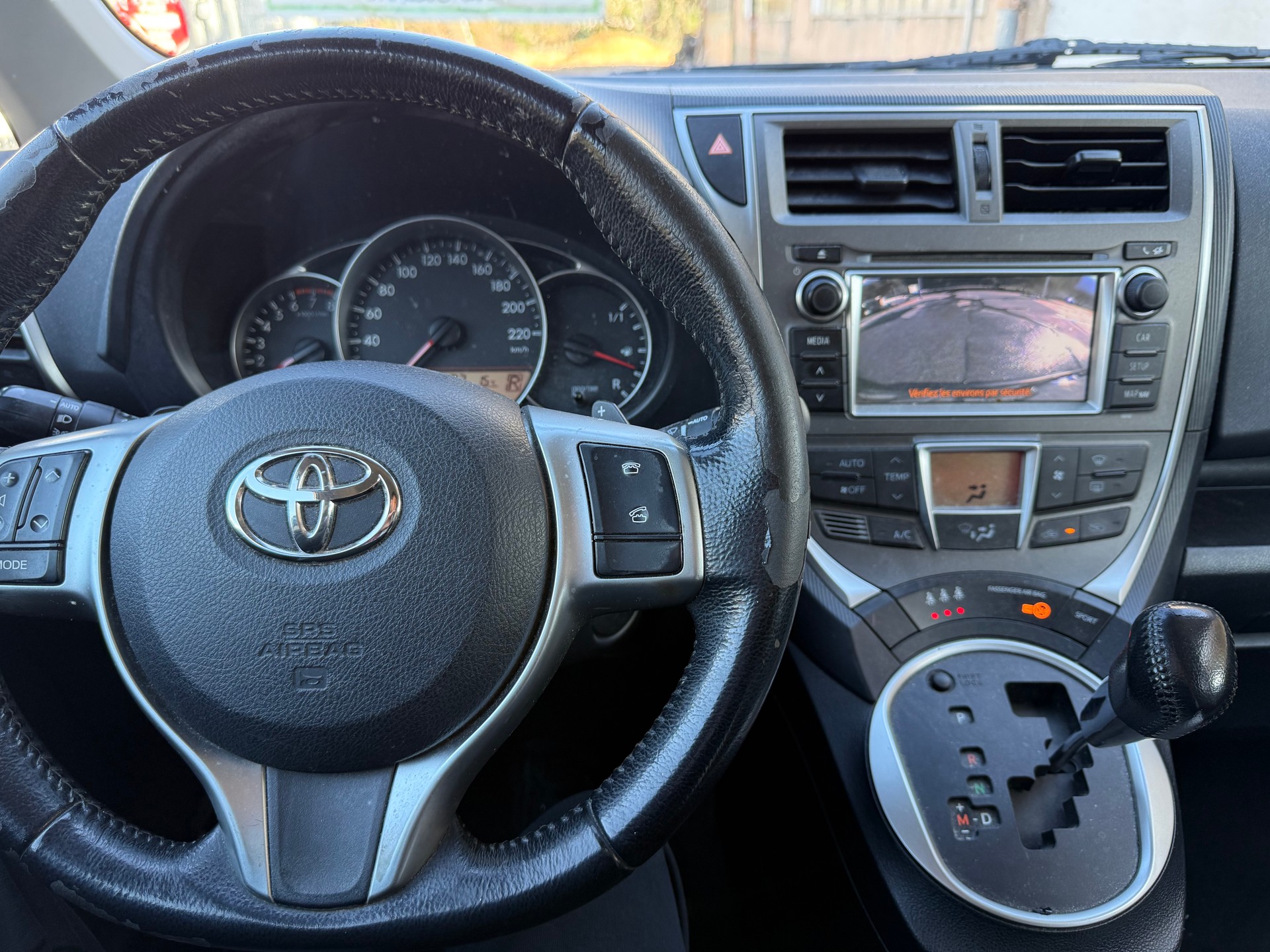 TOYOTA Verso-S 1.33 Linea Terra Multidrive S-image-8