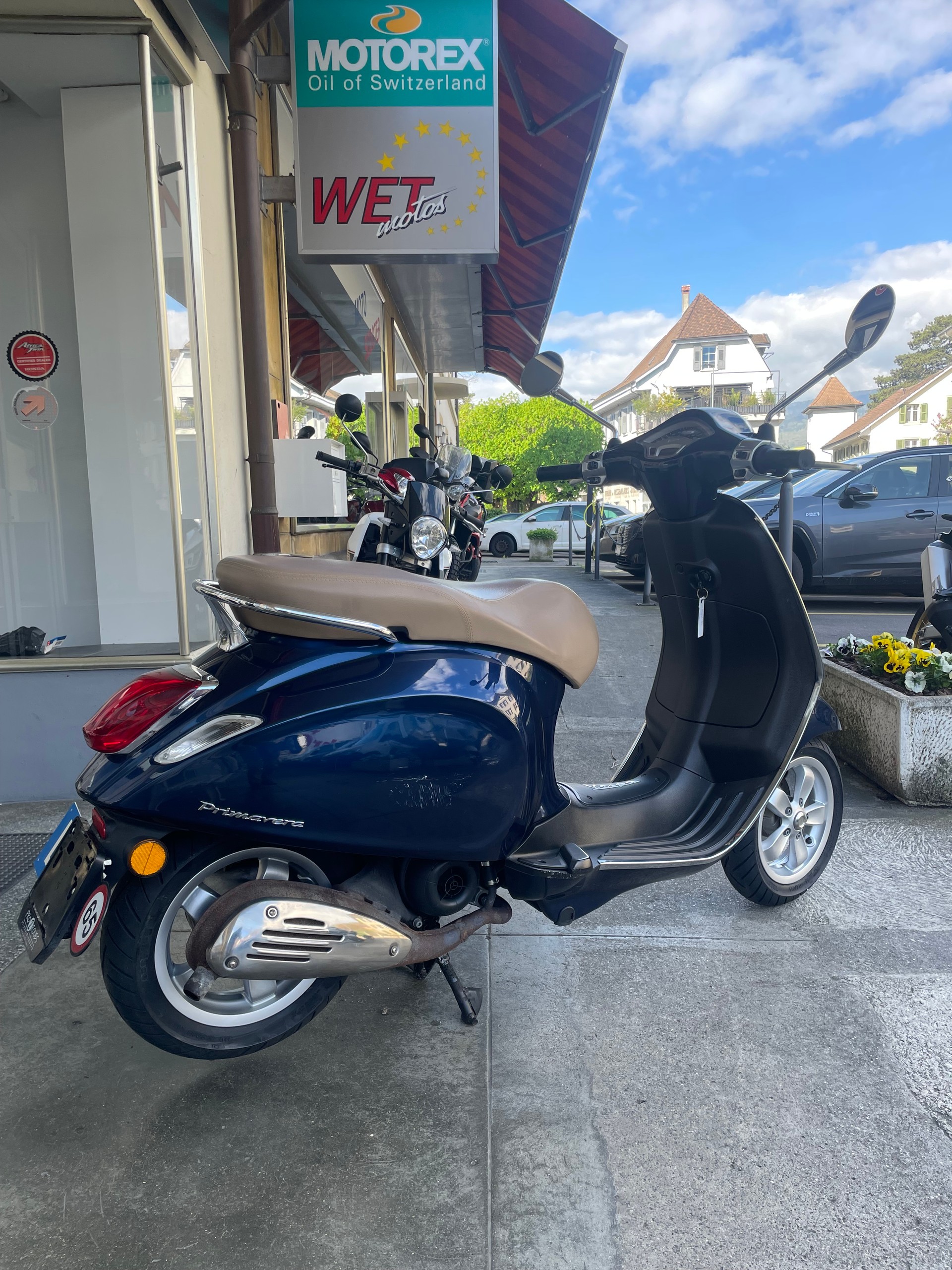 PIAGGIO Vespa 50 Primavera-image-2