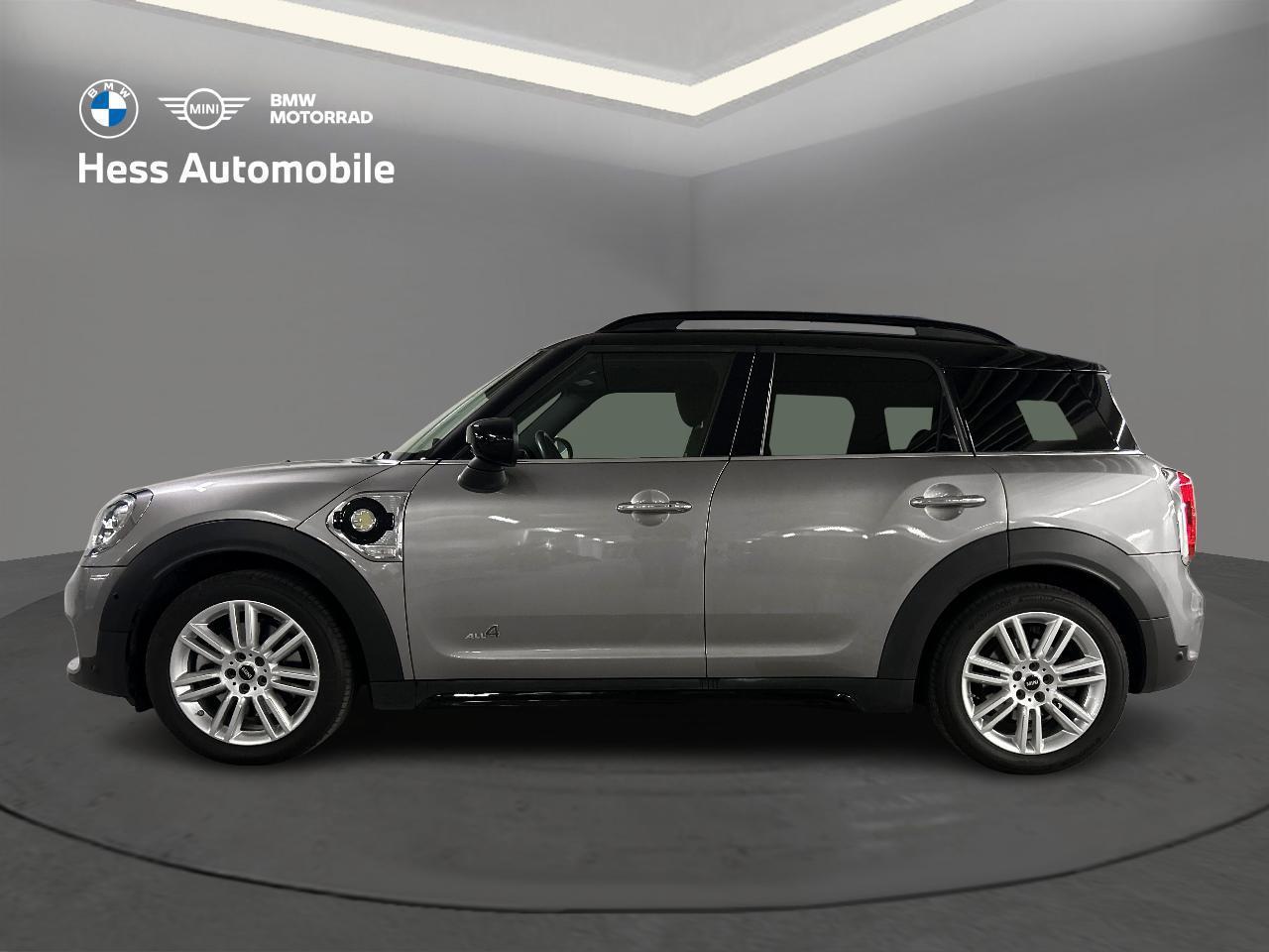 MINI Countryman F60 1.5i Cooper SE ALL4-image-4