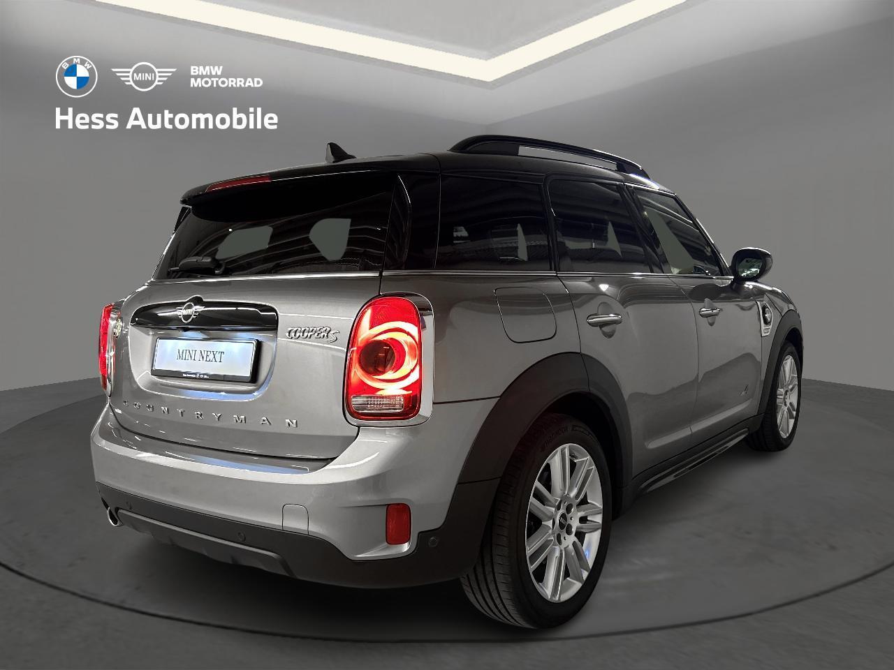 MINI Countryman F60 1.5i Cooper SE ALL4-image-2