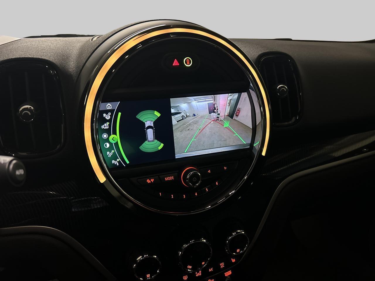 MINI Countryman F60 1.5i Cooper SE ALL4-image-17