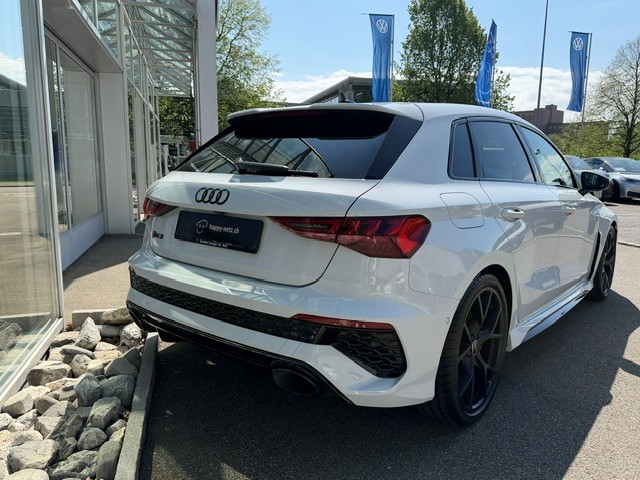 AUDI RS3 Sportback 2.5 TSI quattro S-tronic-image-3