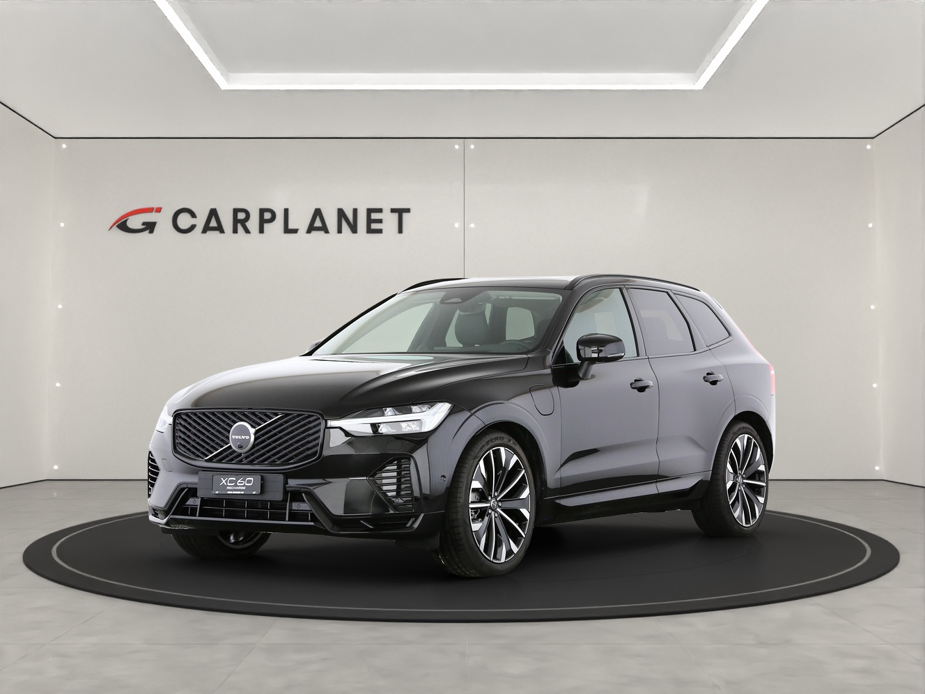 VOLVO XC60 2.0 T6 TE Ultra Dark eAWD-image-0