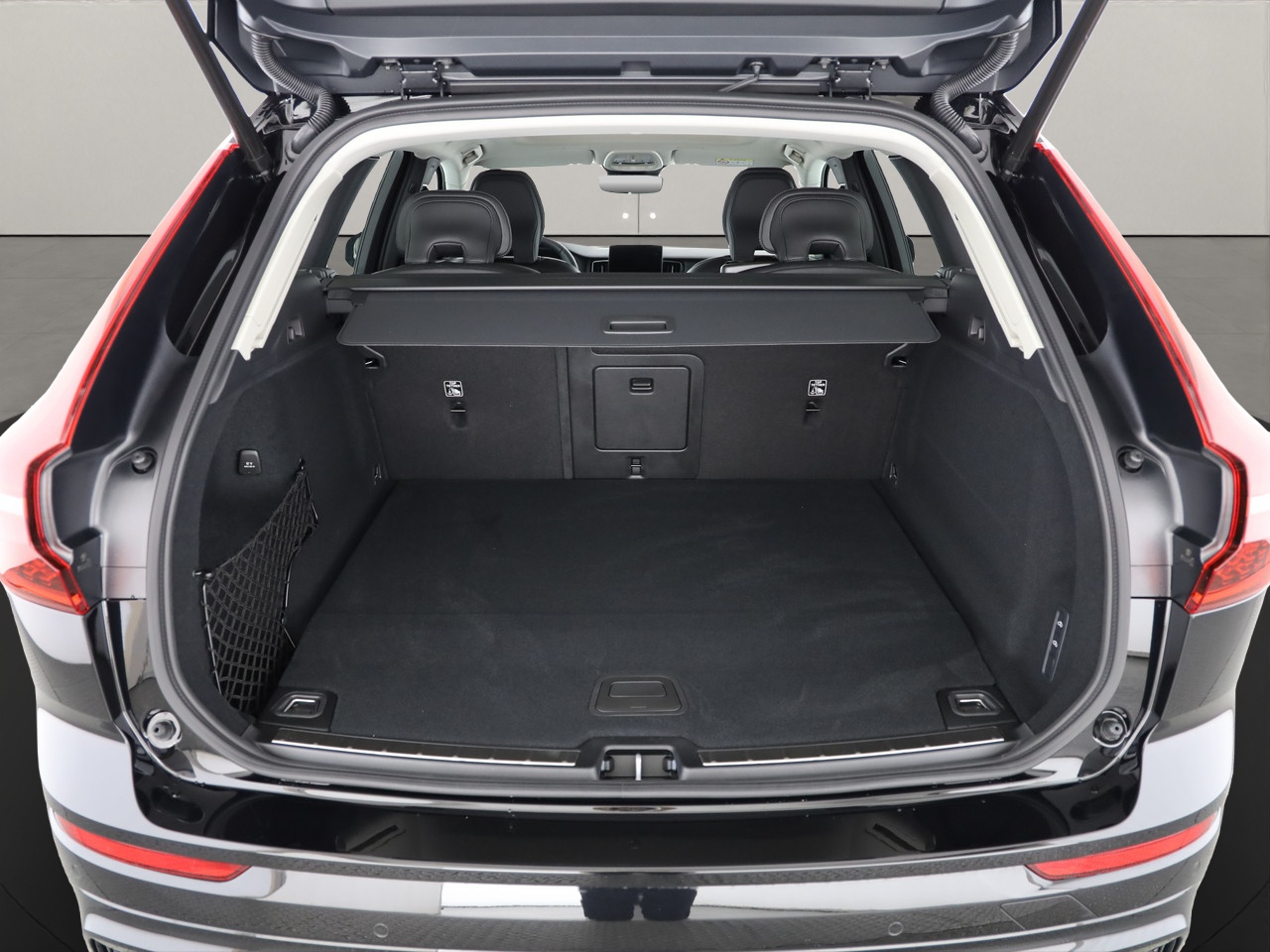 VOLVO XC60 2.0 T6 TE Ultra Dark eAWD-image-7