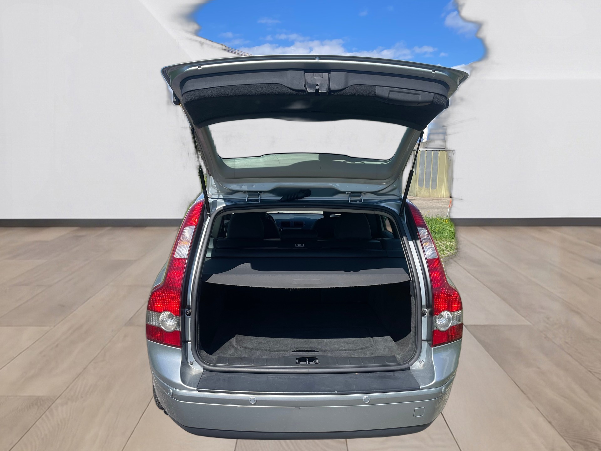 VOLVO V50 2.0D Kinetic-image-9