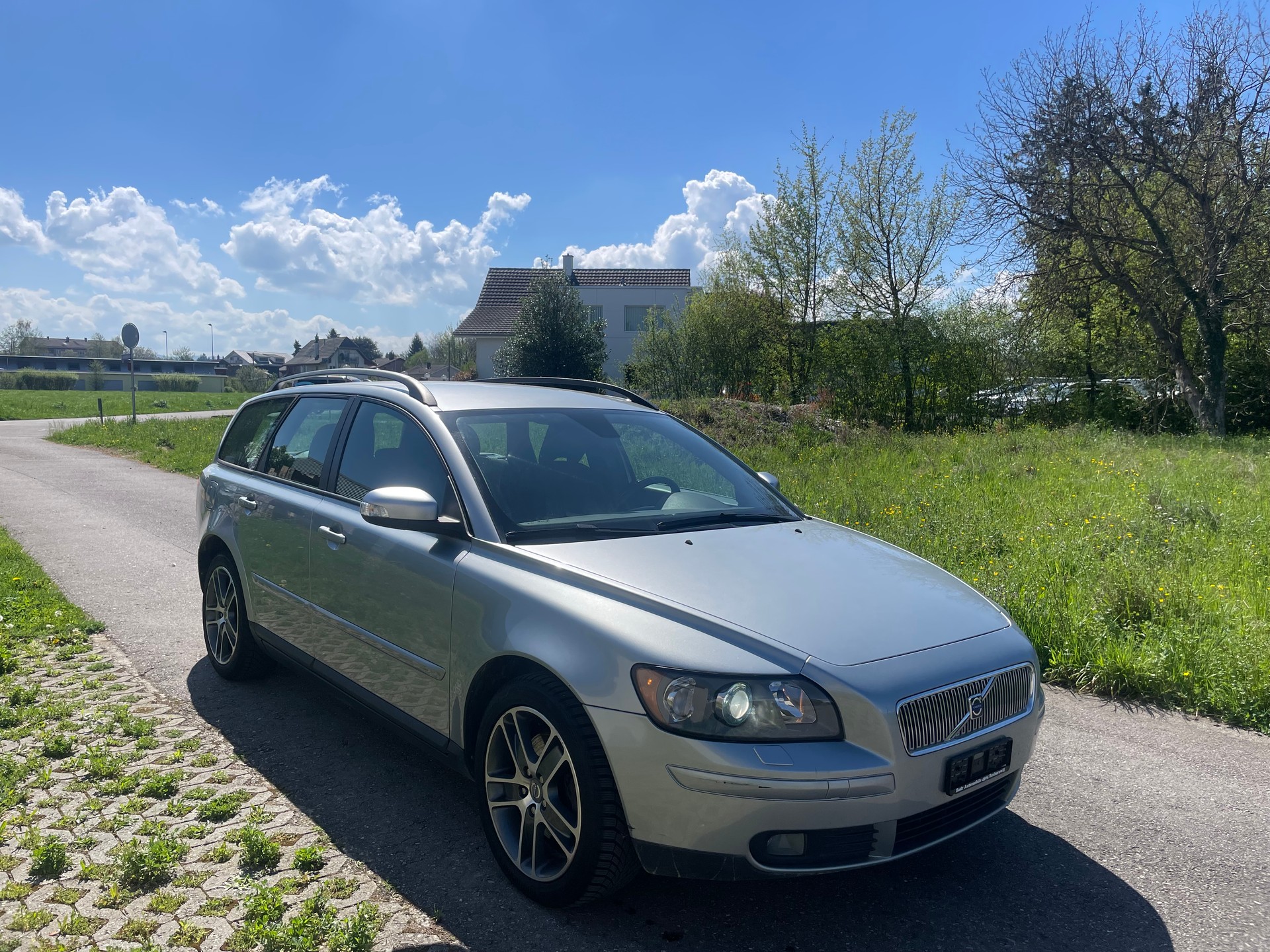 VOLVO V50 2.0D Kinetic-image-0