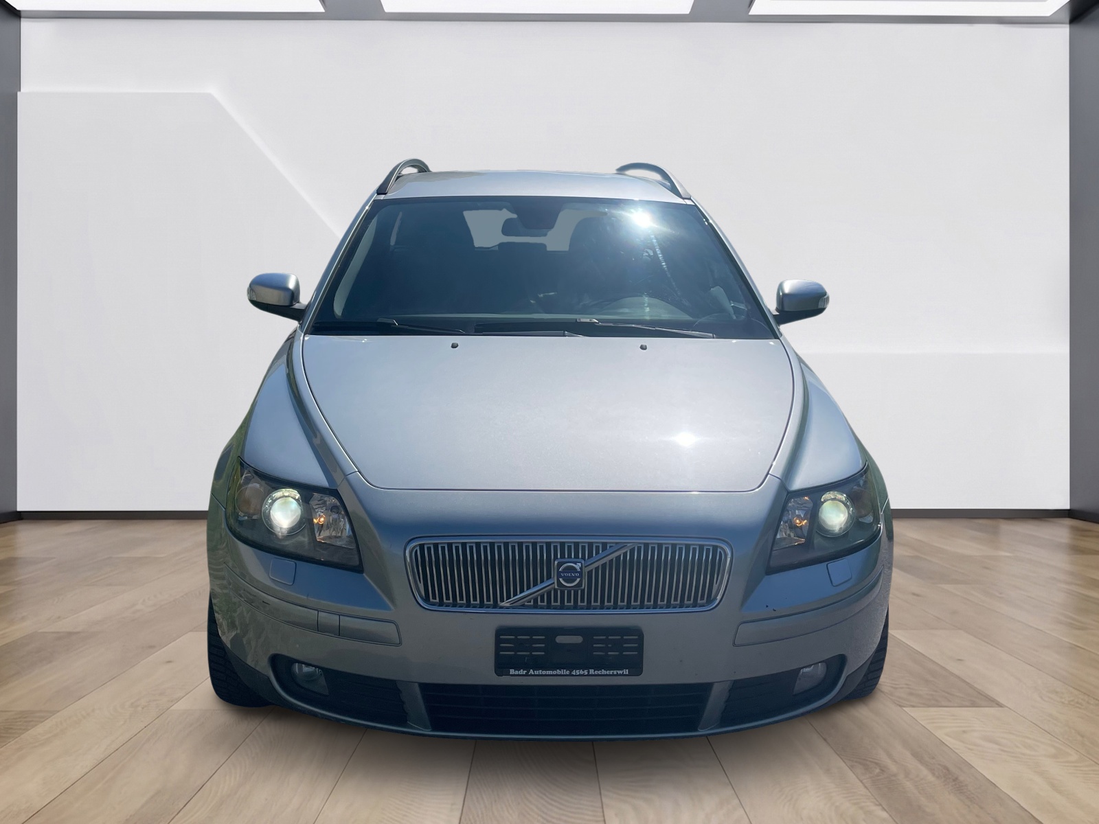 VOLVO V50 2.0D Kinetic-showroom-element-2