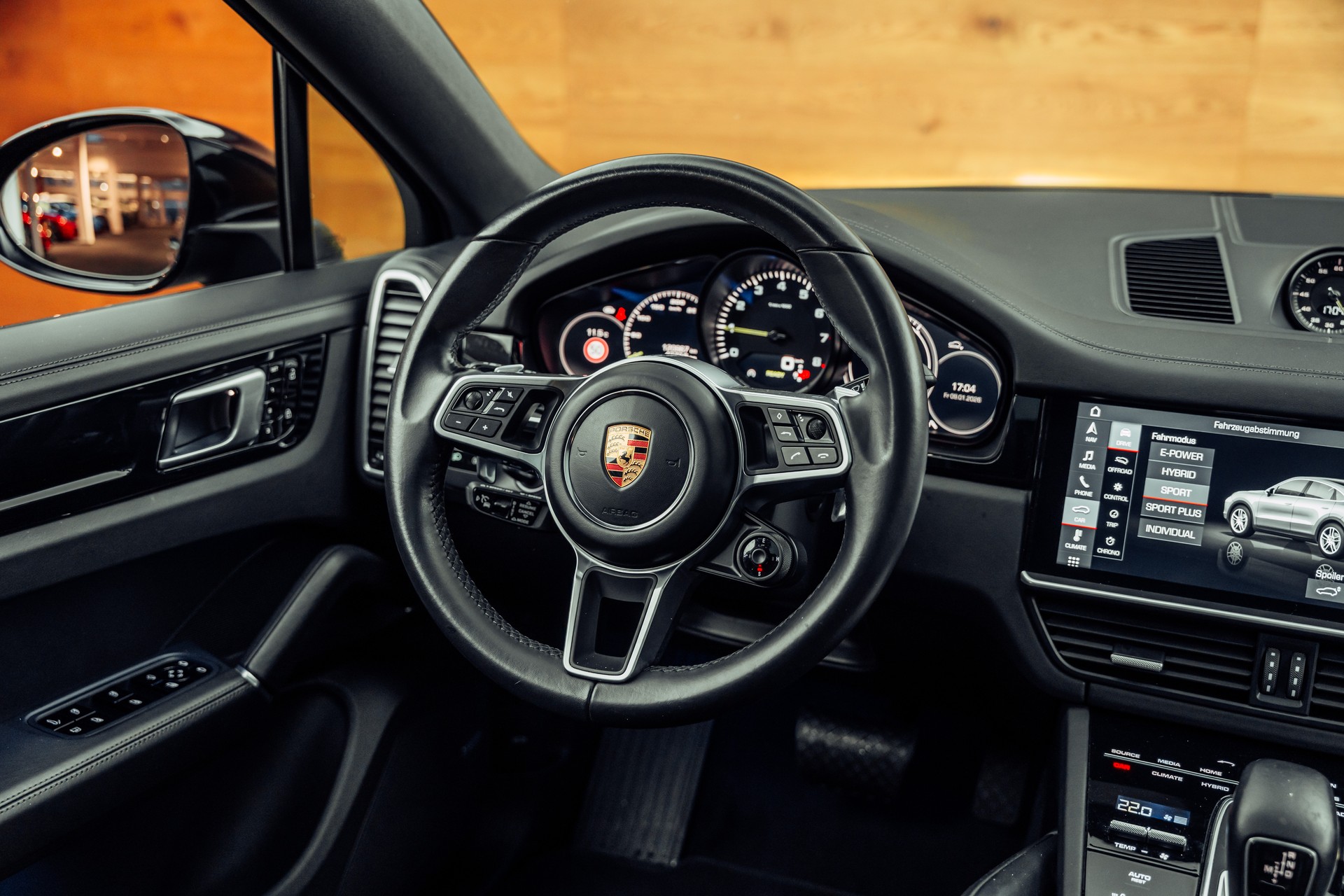 PORSCHE Cayenne Coupé E-Hybrid-image-15