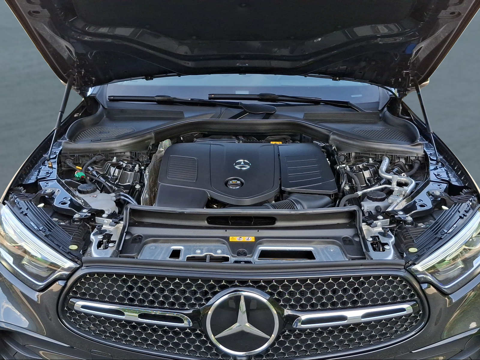 MERCEDES-BENZ GLC 400 e 4Matic 9G-Tronic-image-13