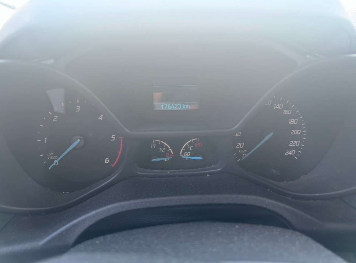 FORD Transit Connect Van T220 1.6 TDCi Ambiente-image-11