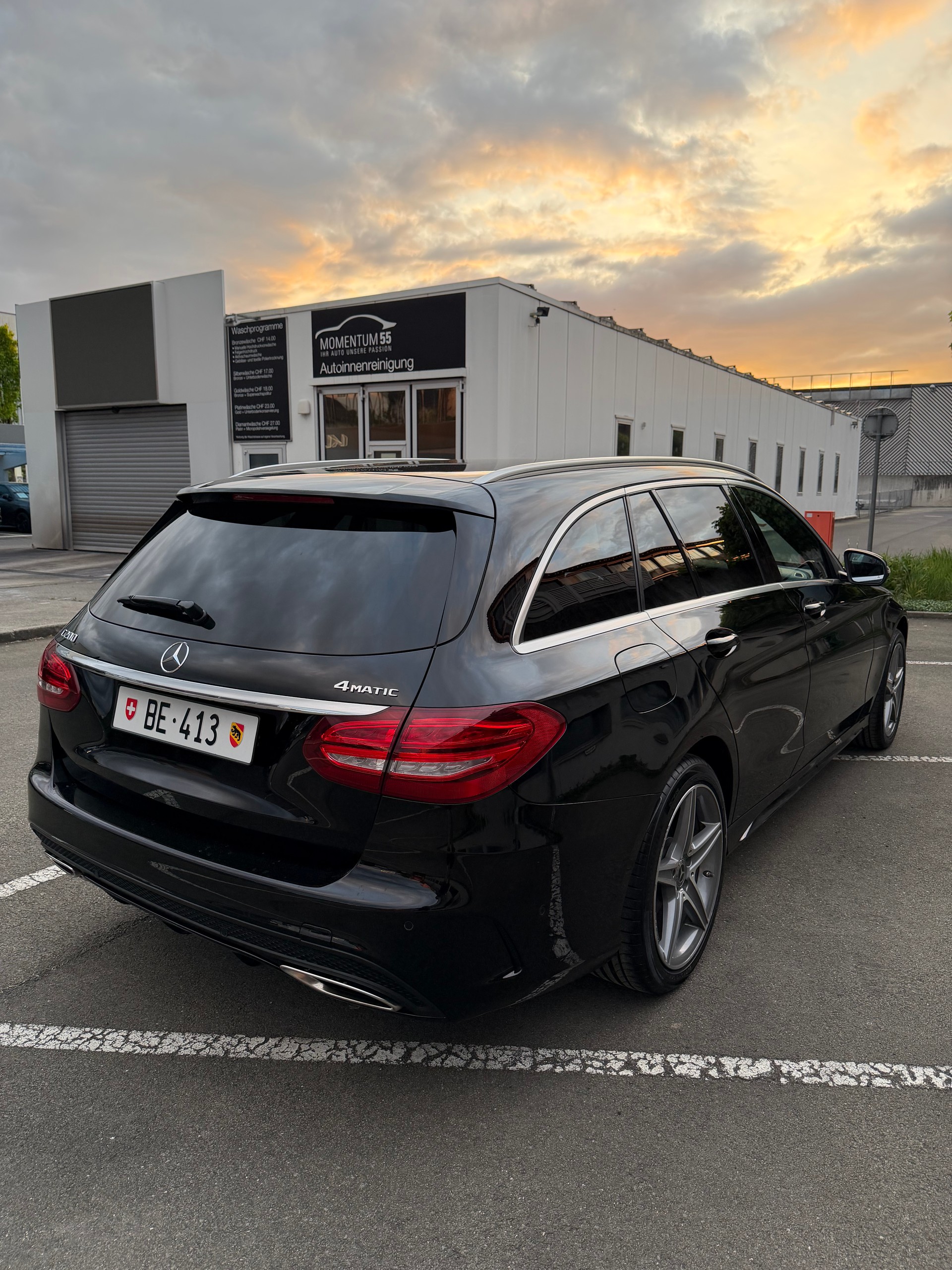 MERCEDES-BENZ C 200 AMG Line 4matic-image-2