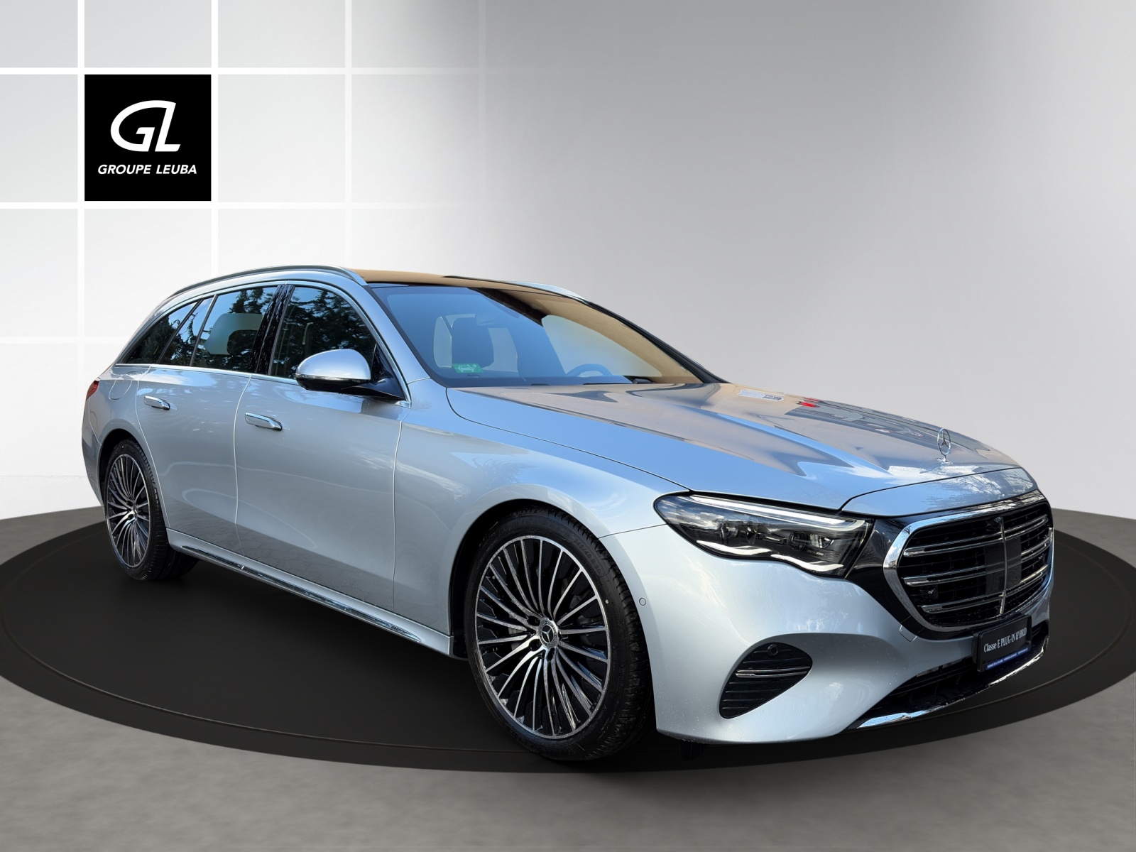 MERCEDES-BENZ E 300 de T 4Matic EQ Hybrid 9G-Tronic-image-0