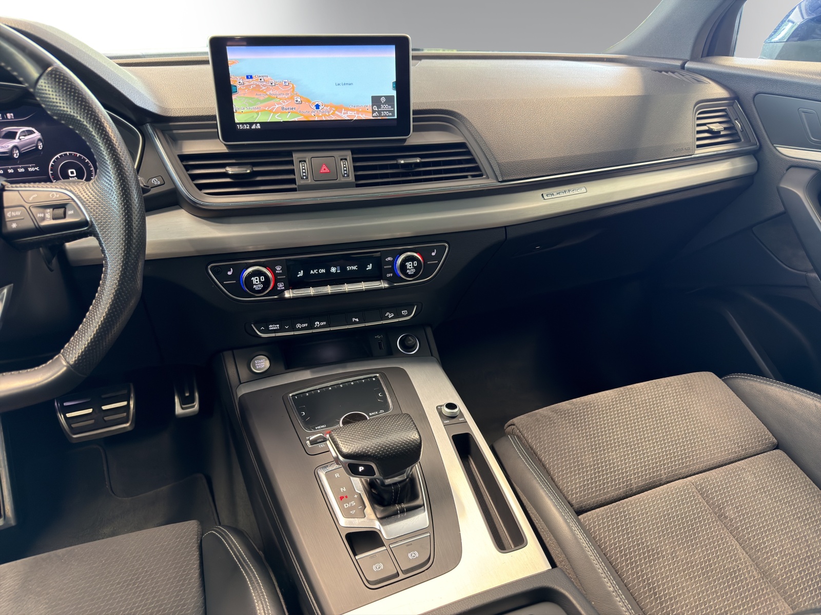 AUDI Q5 3.0 TDI sport quattro-image-9