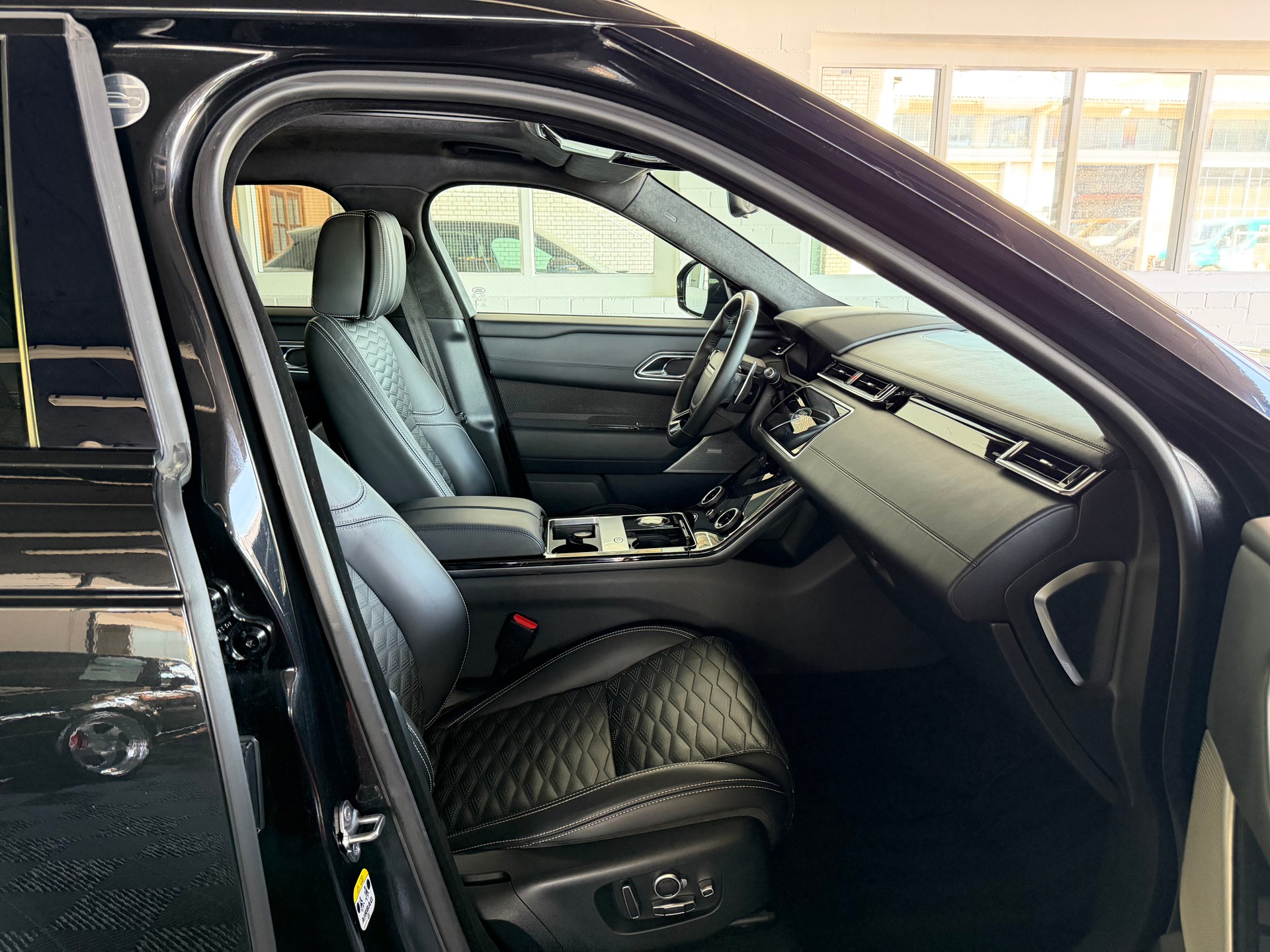 LAND ROVER Range Rover Velar SV Autobiography Dyn. Edition A.-image-7