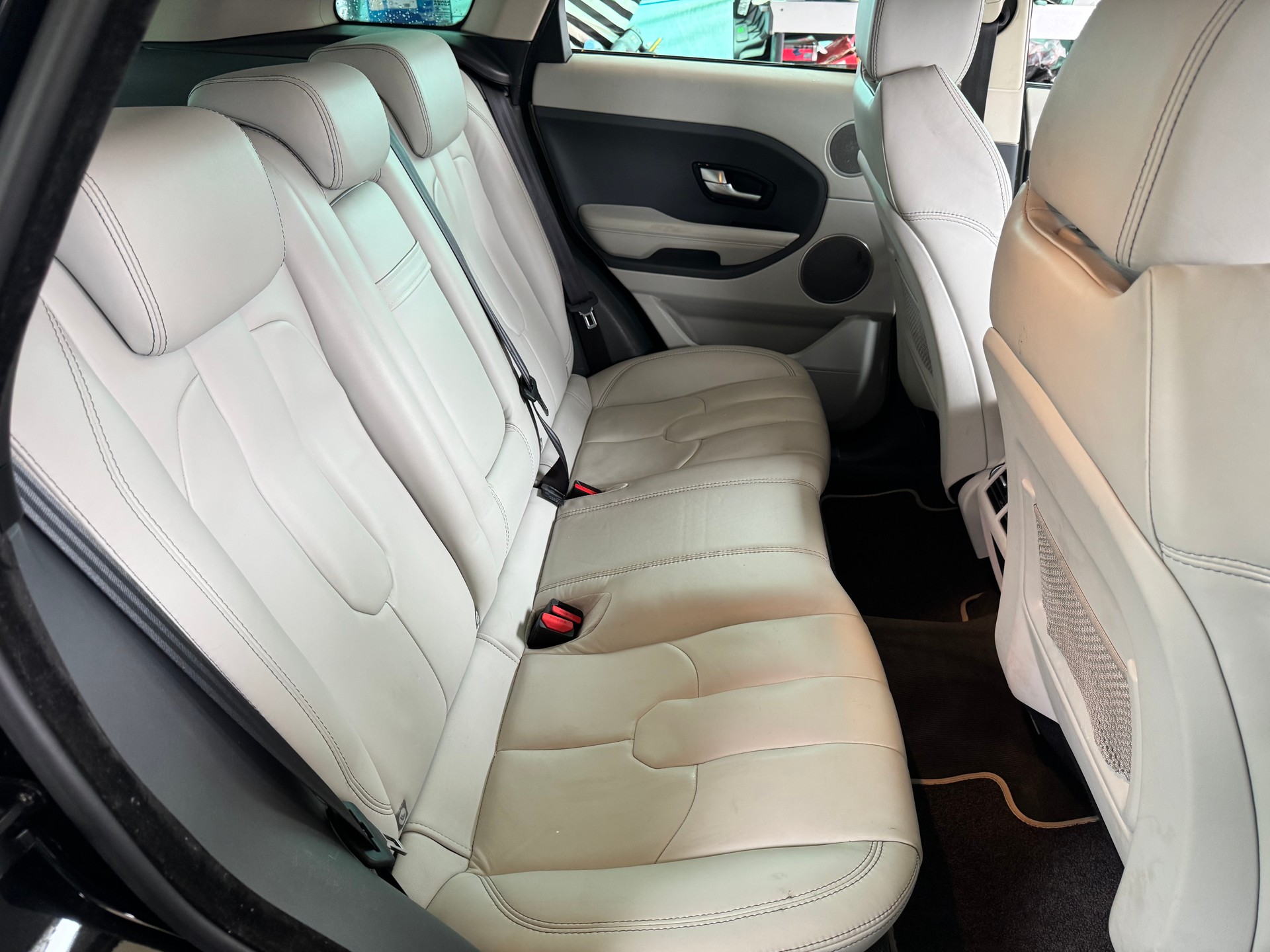 LAND ROVER Range Rover Evoque 2.0 Si4 Dynamic AT6-image-11