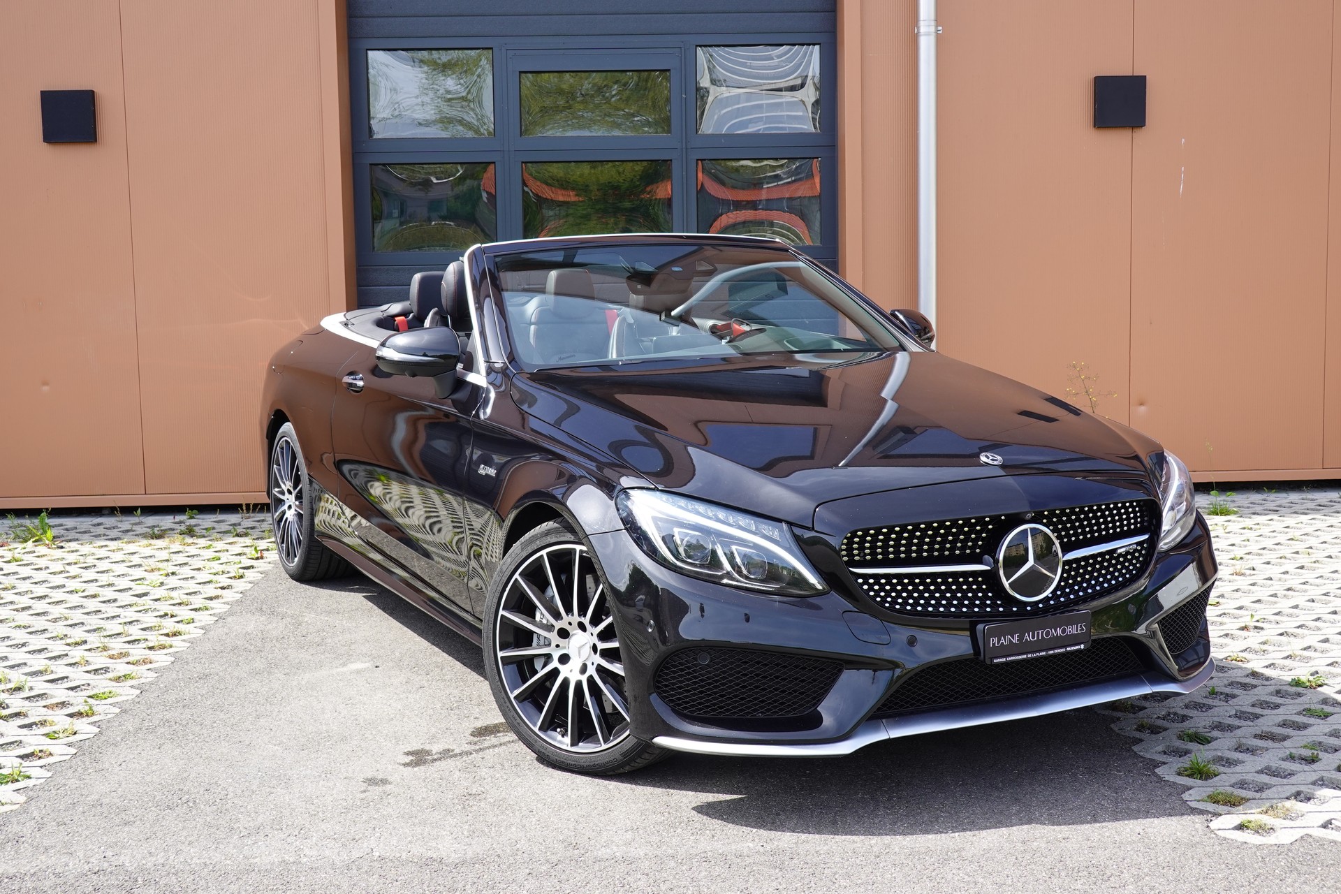 MERCEDES-BENZ C 43 Cabriolet AMG 4Matic -" Pack AMG * Sièges Electriques/Chauffant/aéré * GPS * intérieur carbone * Son Burmester *-image-10