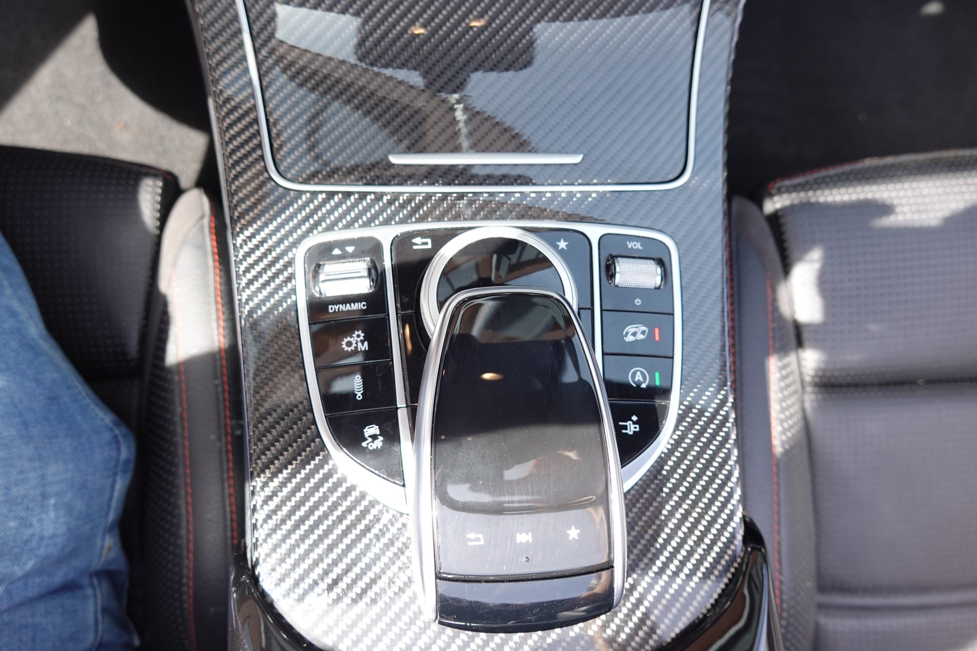 MERCEDES-BENZ C 43 Cabriolet AMG 4Matic -" Pack AMG * Sièges Electriques/Chauffant/aéré * GPS * intérieur carbone * Son Burmester *-image-18