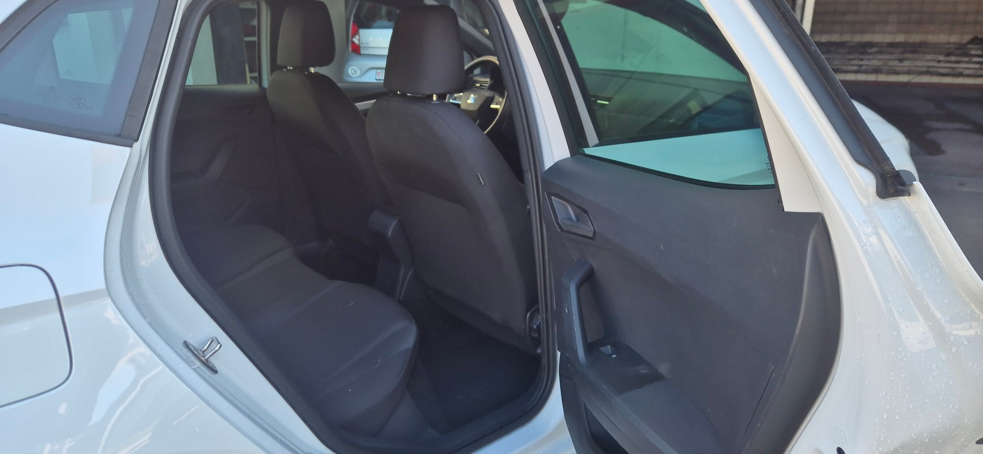 SEAT Ibiza 1.0 EcoTSI DSG Swiss FR-image-5