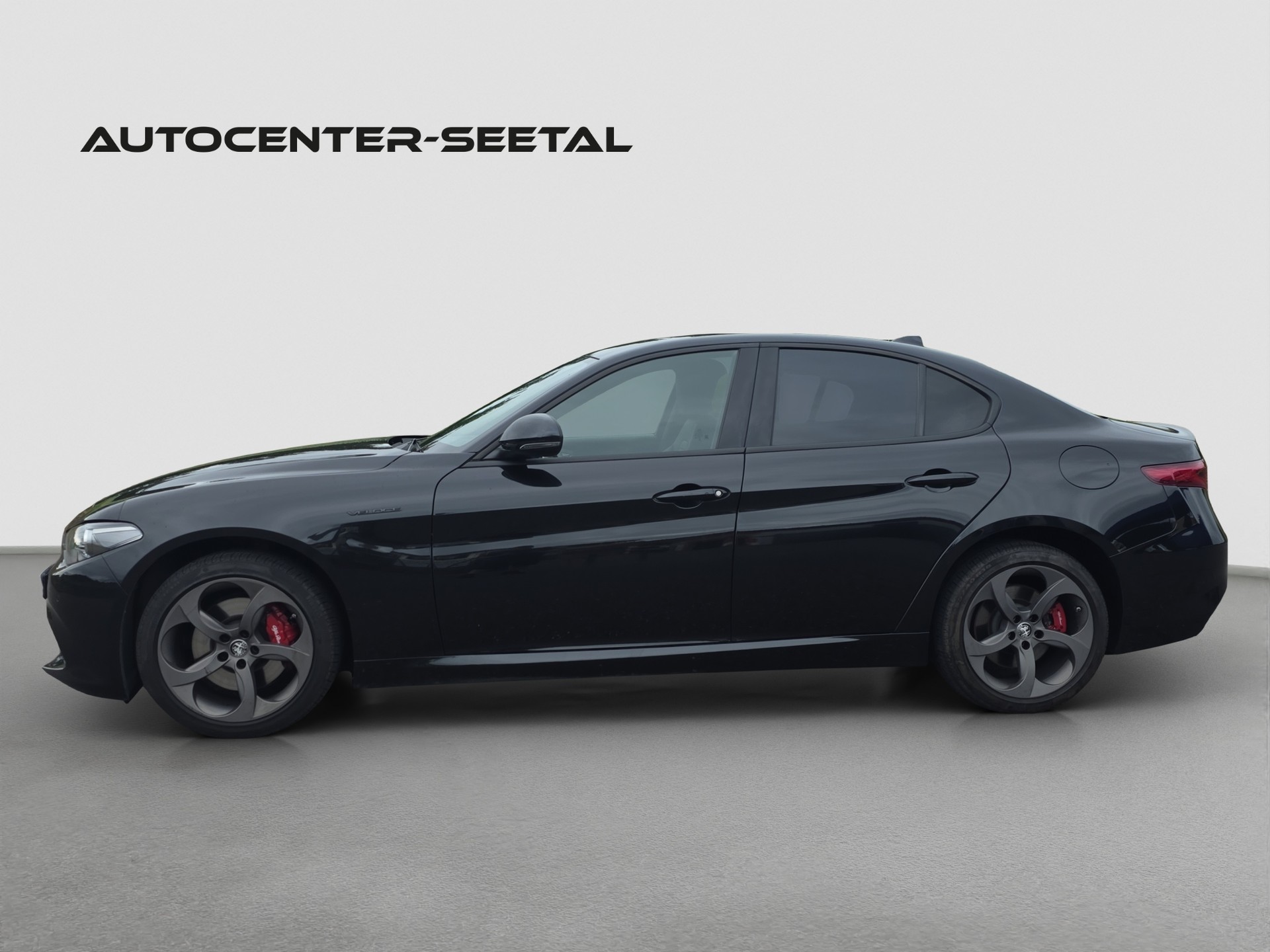 ALFA ROMEO Giulia 2.0 Veloce Q4 Automatic-image-5