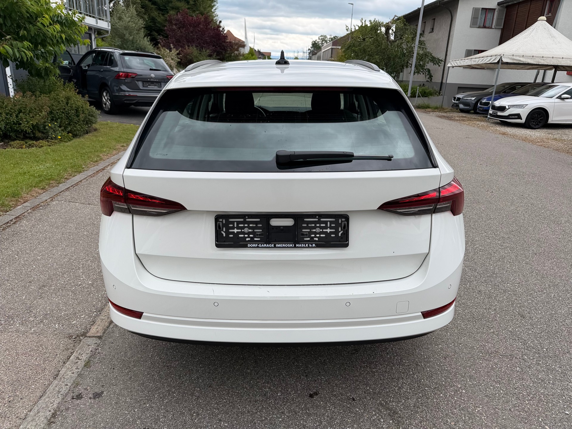 SKODA Octavia Combi 2.0 TDI DSG Ambition 4x4-image-6