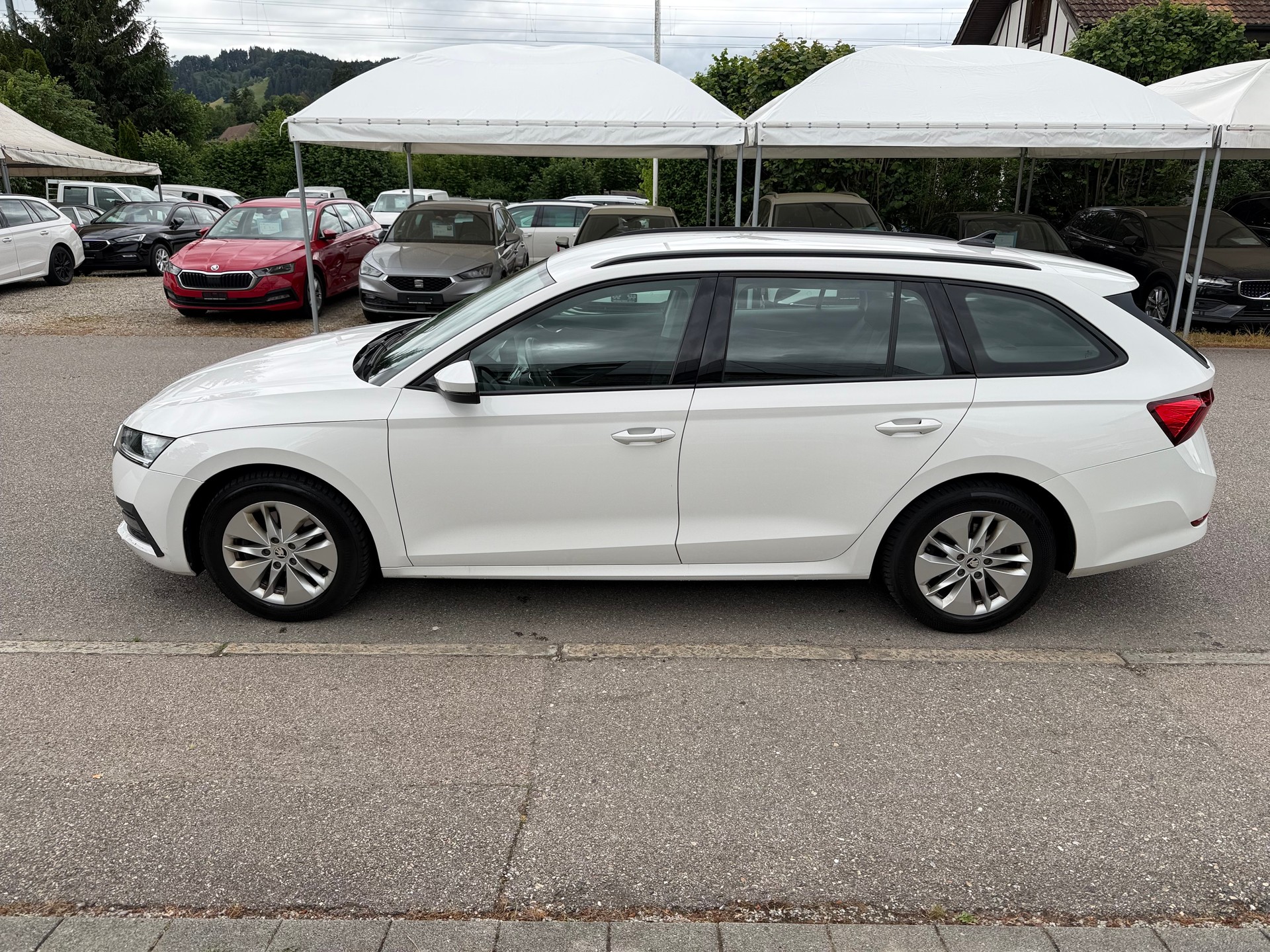 SKODA Octavia Combi 2.0 TDI DSG Ambition 4x4-image-3