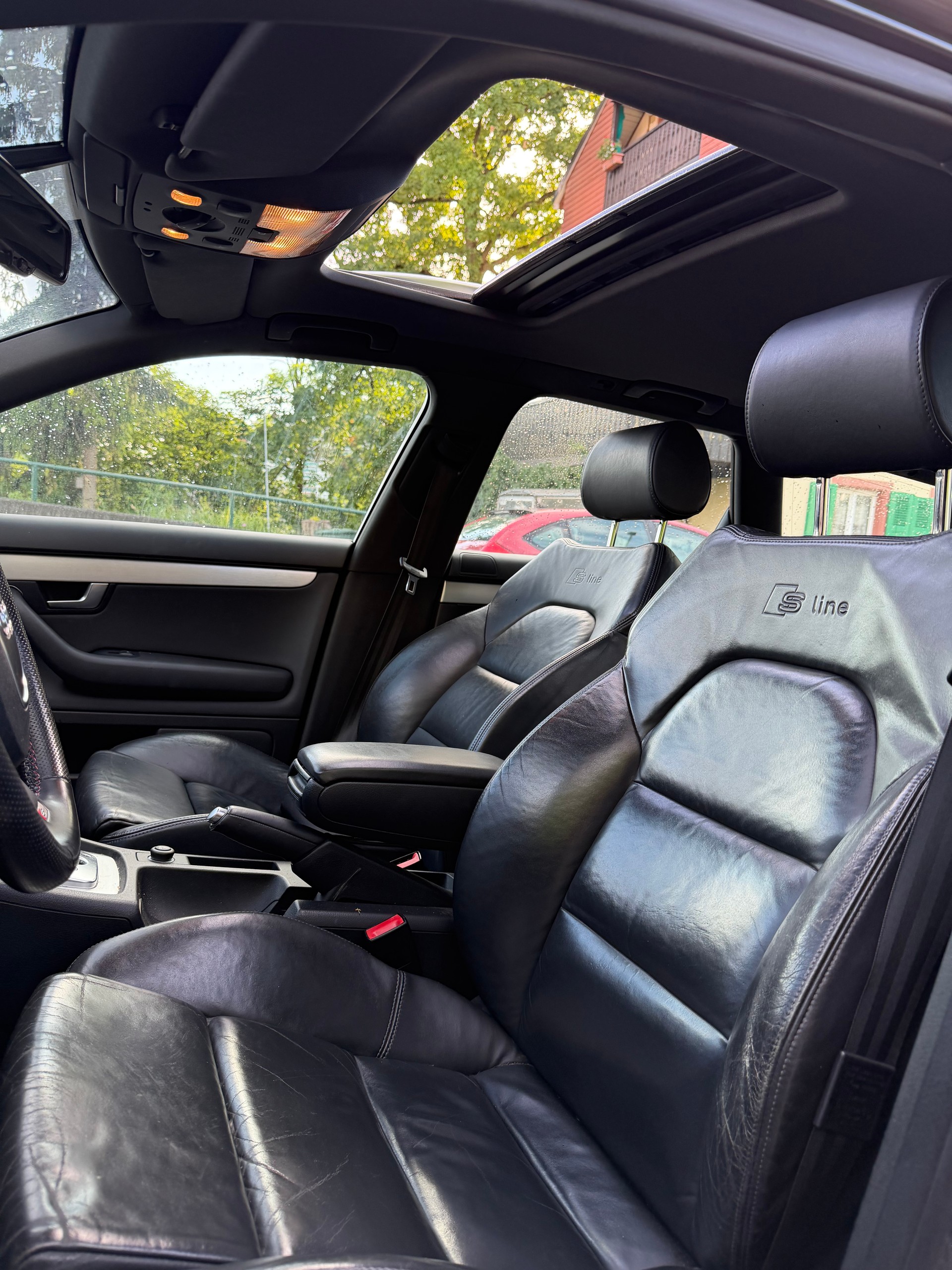 AUDI A4 Avant 3.0 V6 TDI quattro-image-10
