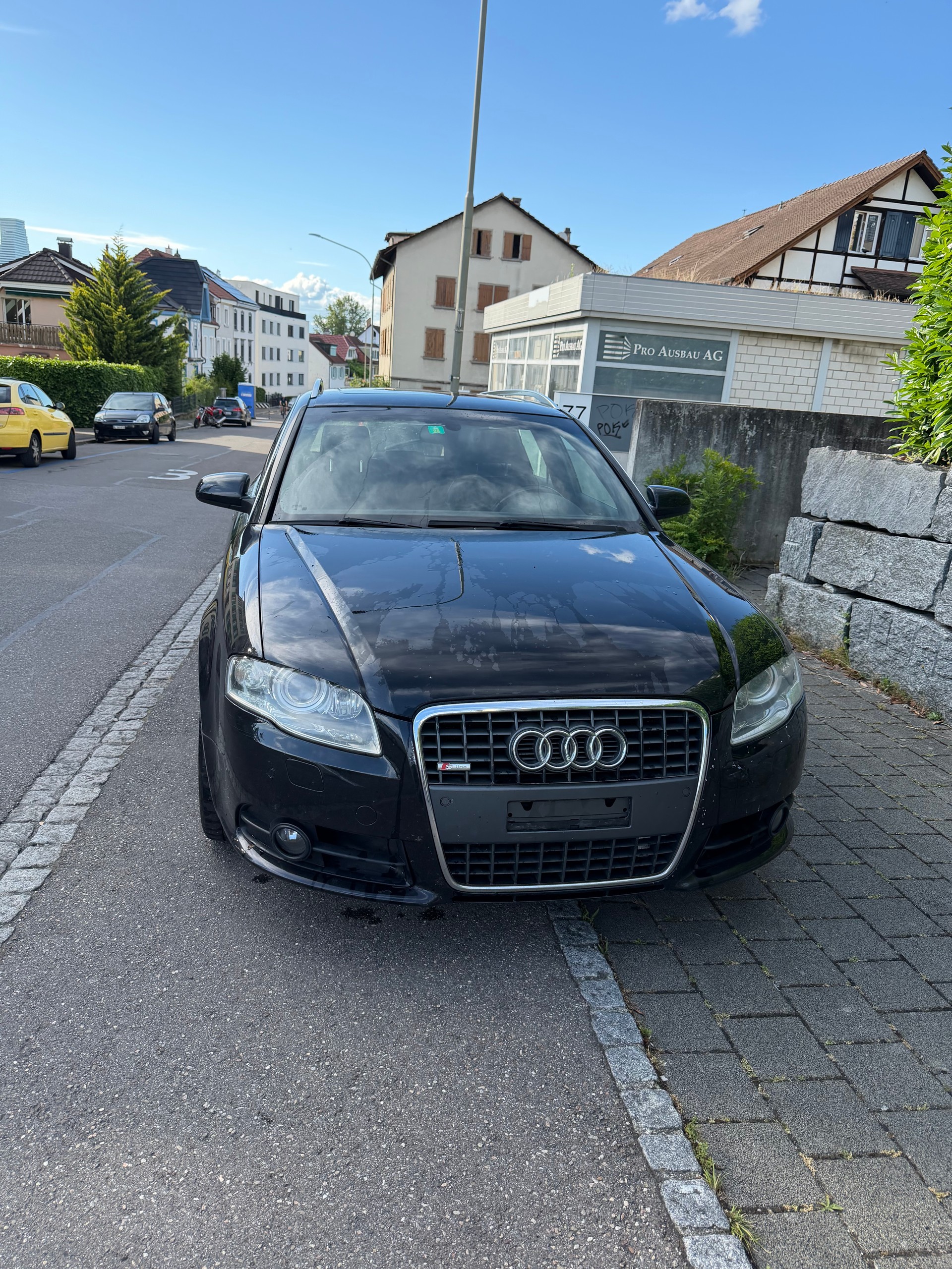 AUDI A4 Avant 3.0 V6 TDI quattro-image-1