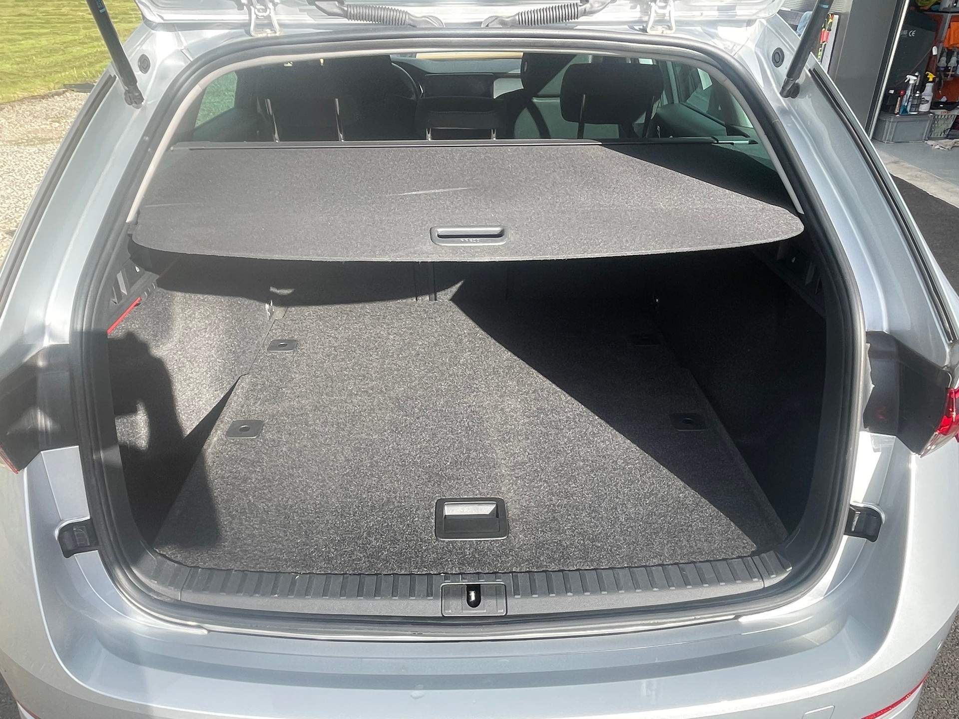 SKODA Octavia Combi 2.0 TDI DSG Ambition 4x4 !!! Topausstattung !!!!!!-image-10