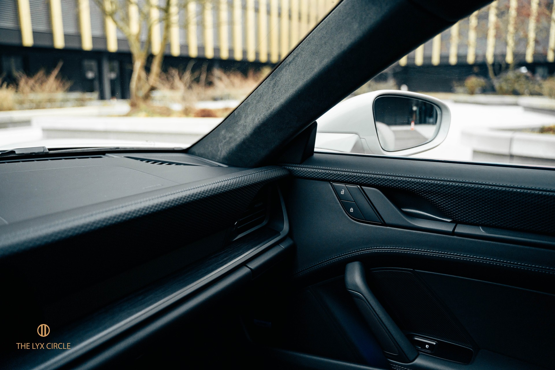 PORSCHE 911 GT3 Touring PDK-image-14