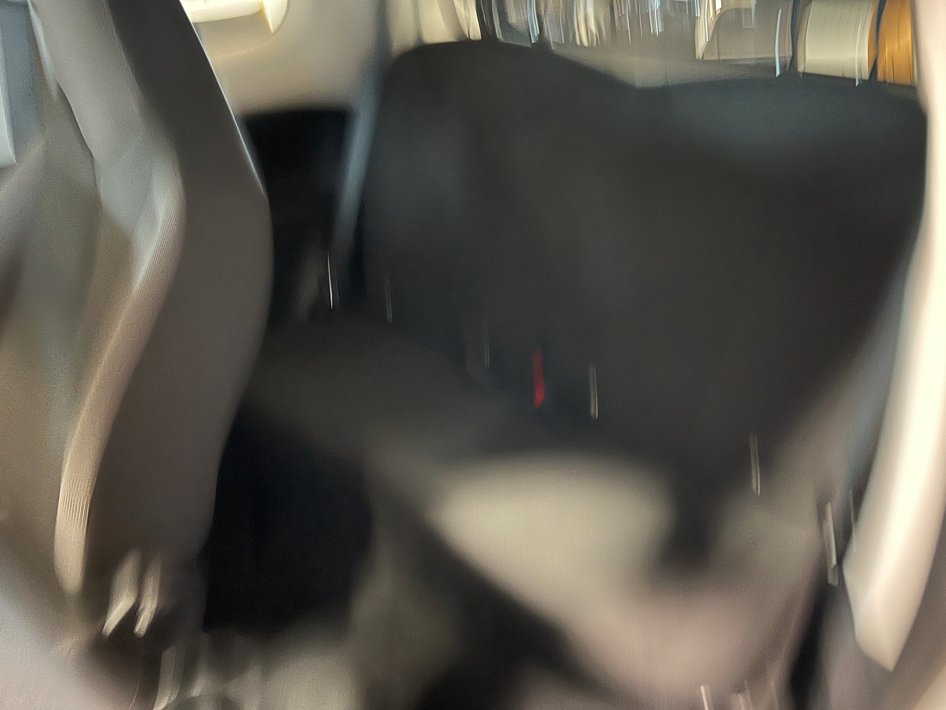 PEUGEOT 108 1.0 VTi Like-image-12