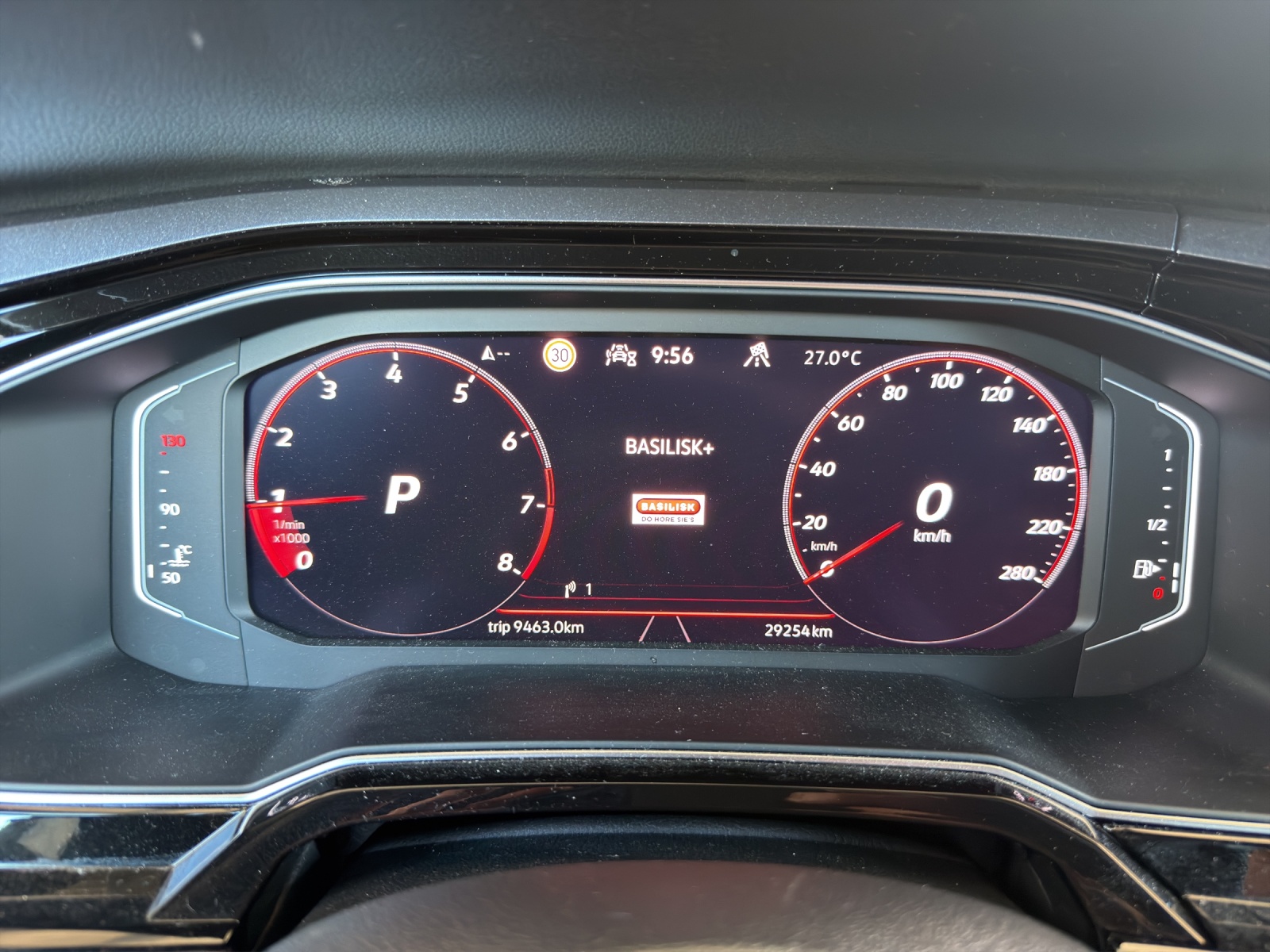 VW Polo 2.0 TSI GTI DSG-image-7