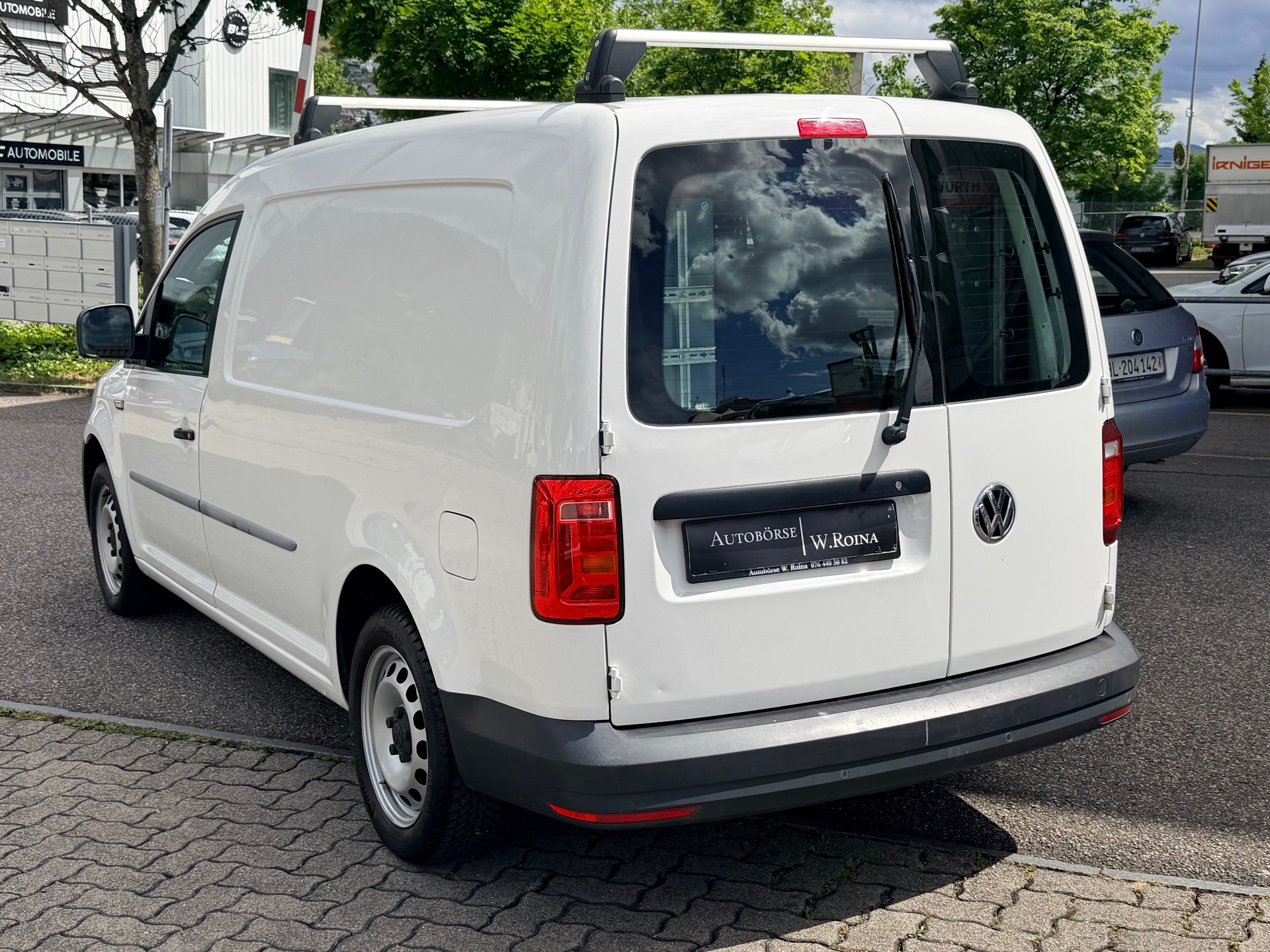 VW Caddy Maxi 1.4TSI BlueMotion Technology-image-4