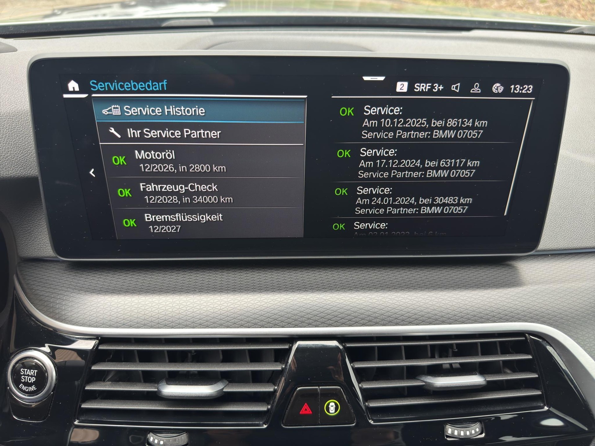 BMW 530e xDrive paddles-image-7