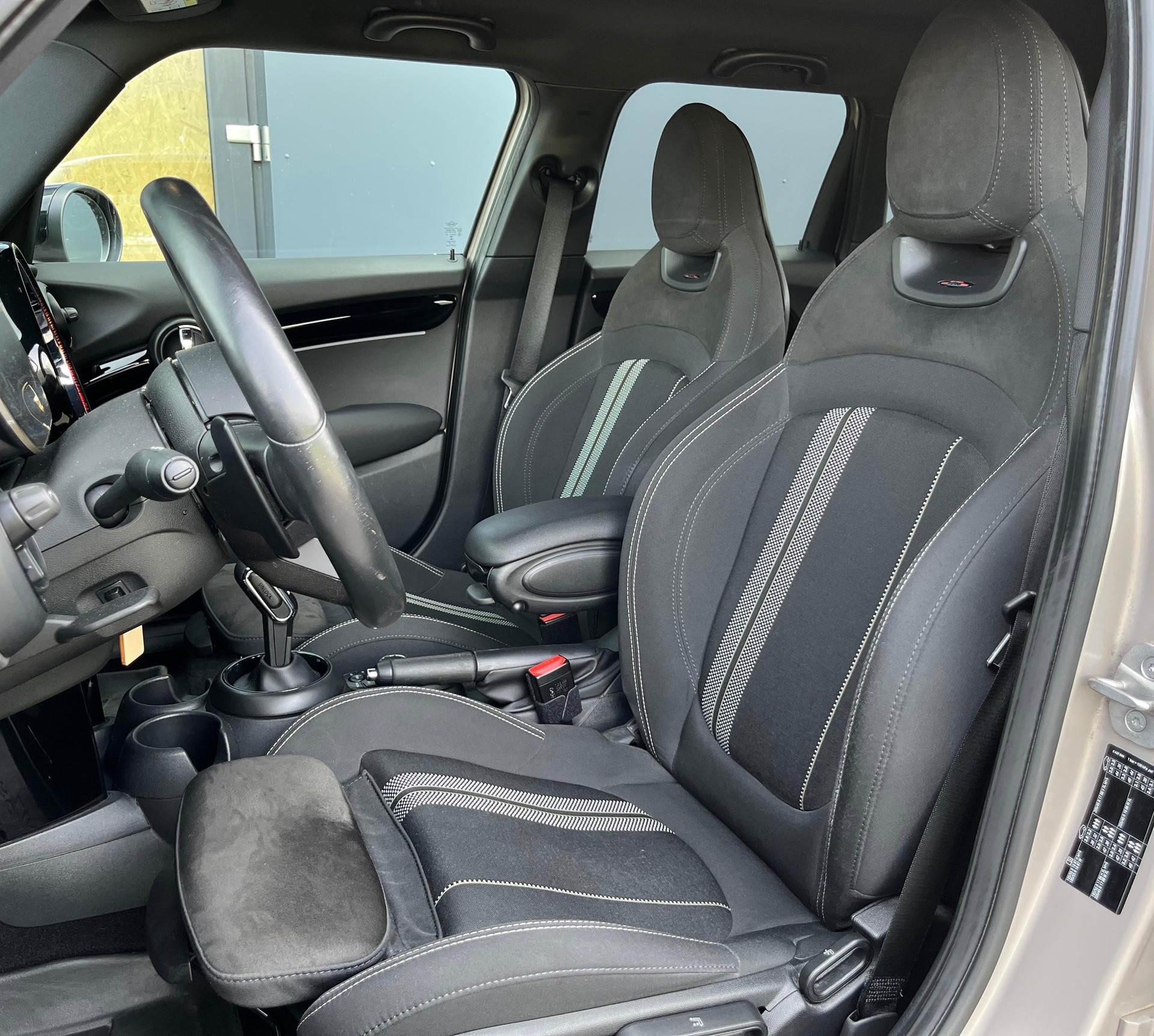 MINI Cooper S Steptronic DKG pack JCW-image-15