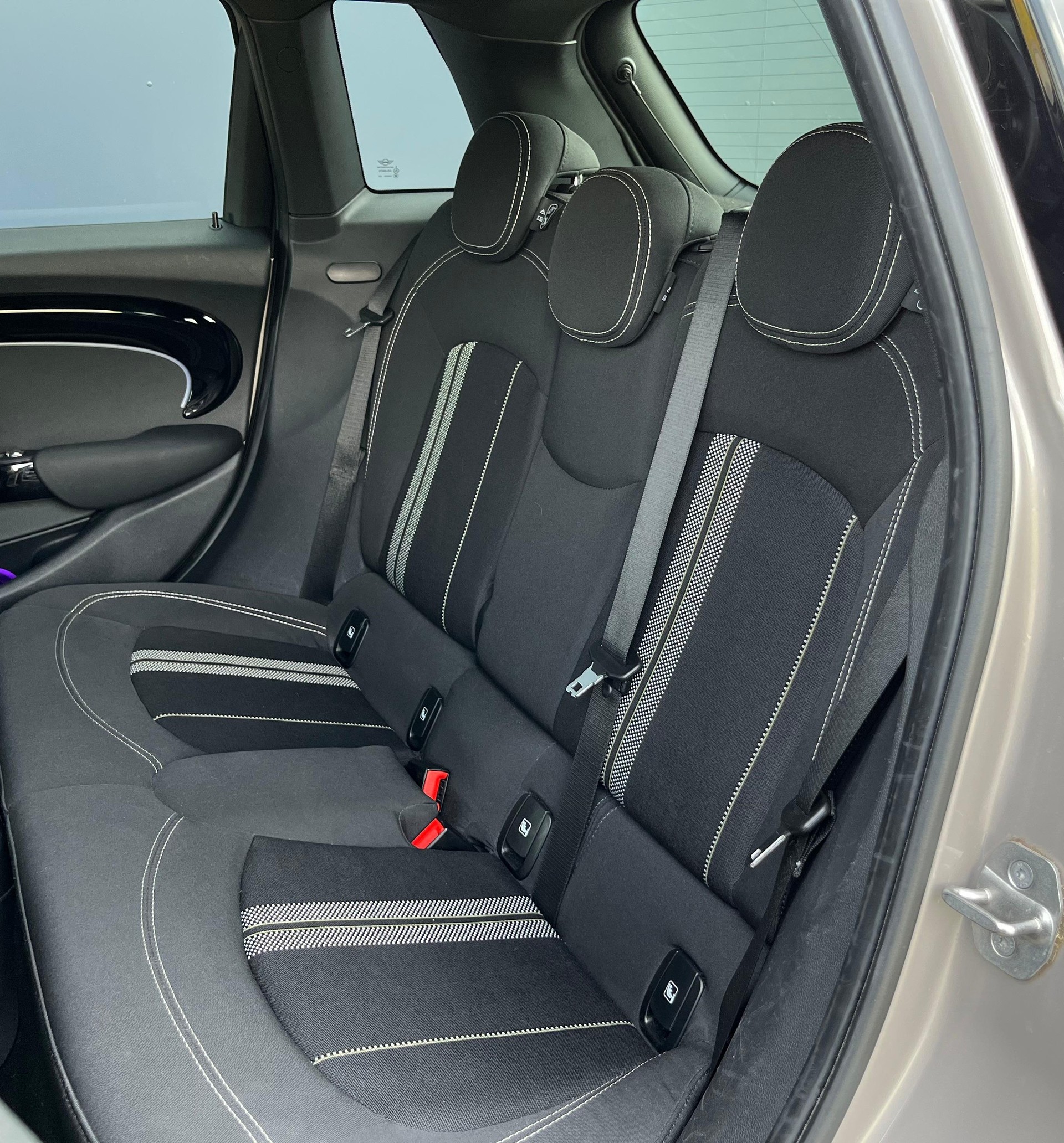 MINI Cooper S Steptronic DKG pack JCW-image-16