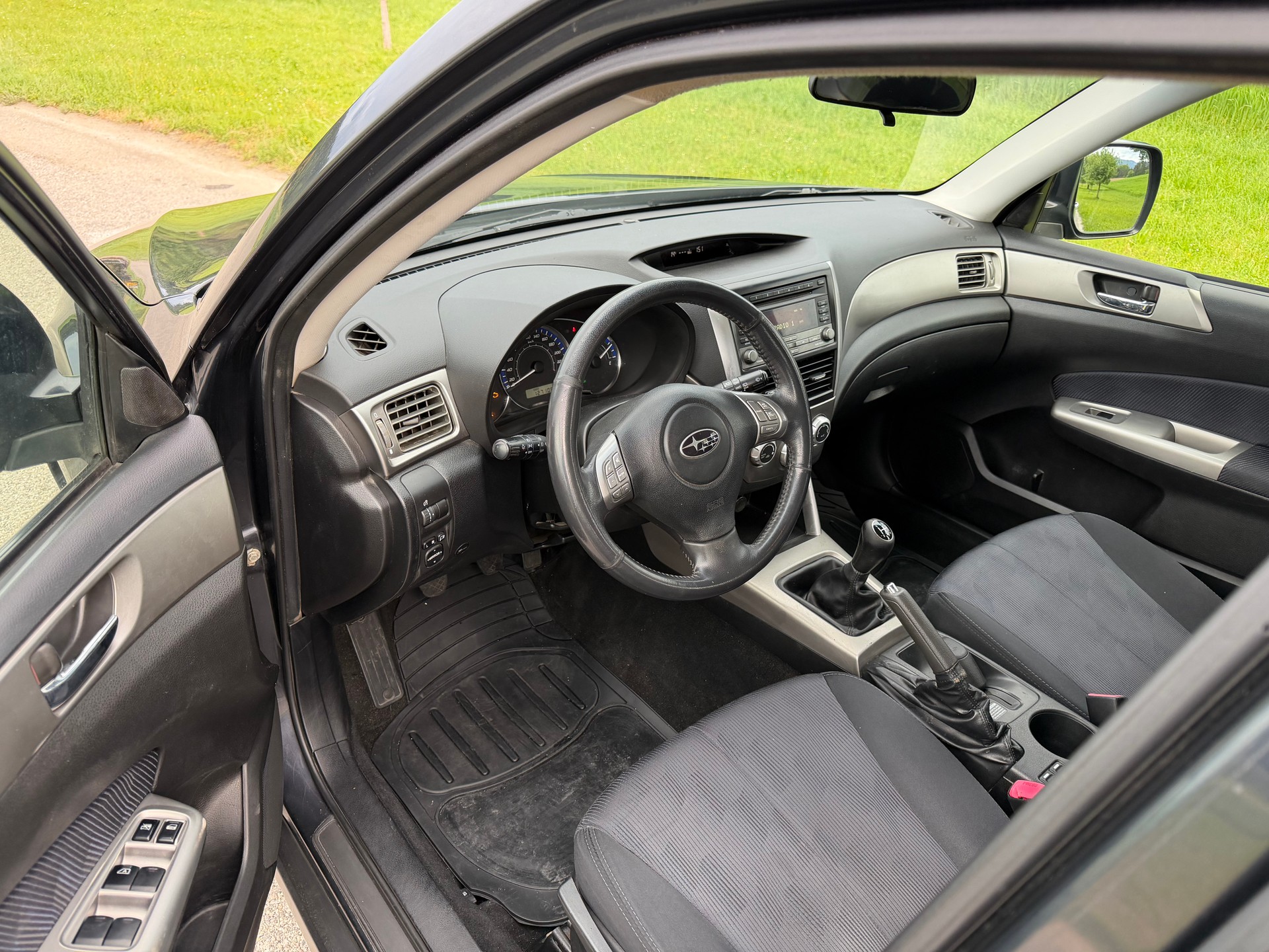 SUBARU Forester 2.0X Advantage-image-10