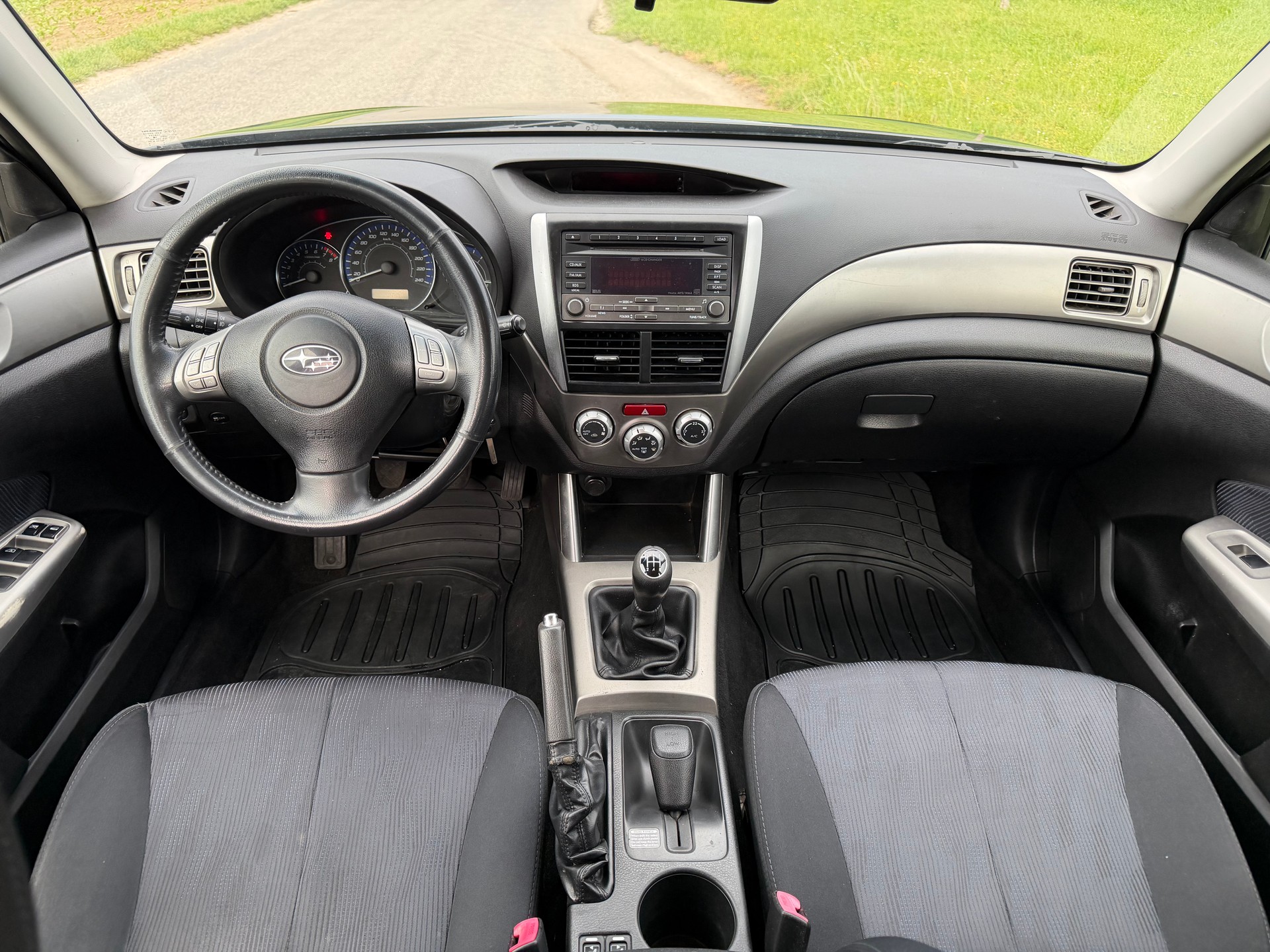 SUBARU Forester 2.0X Advantage-image-12