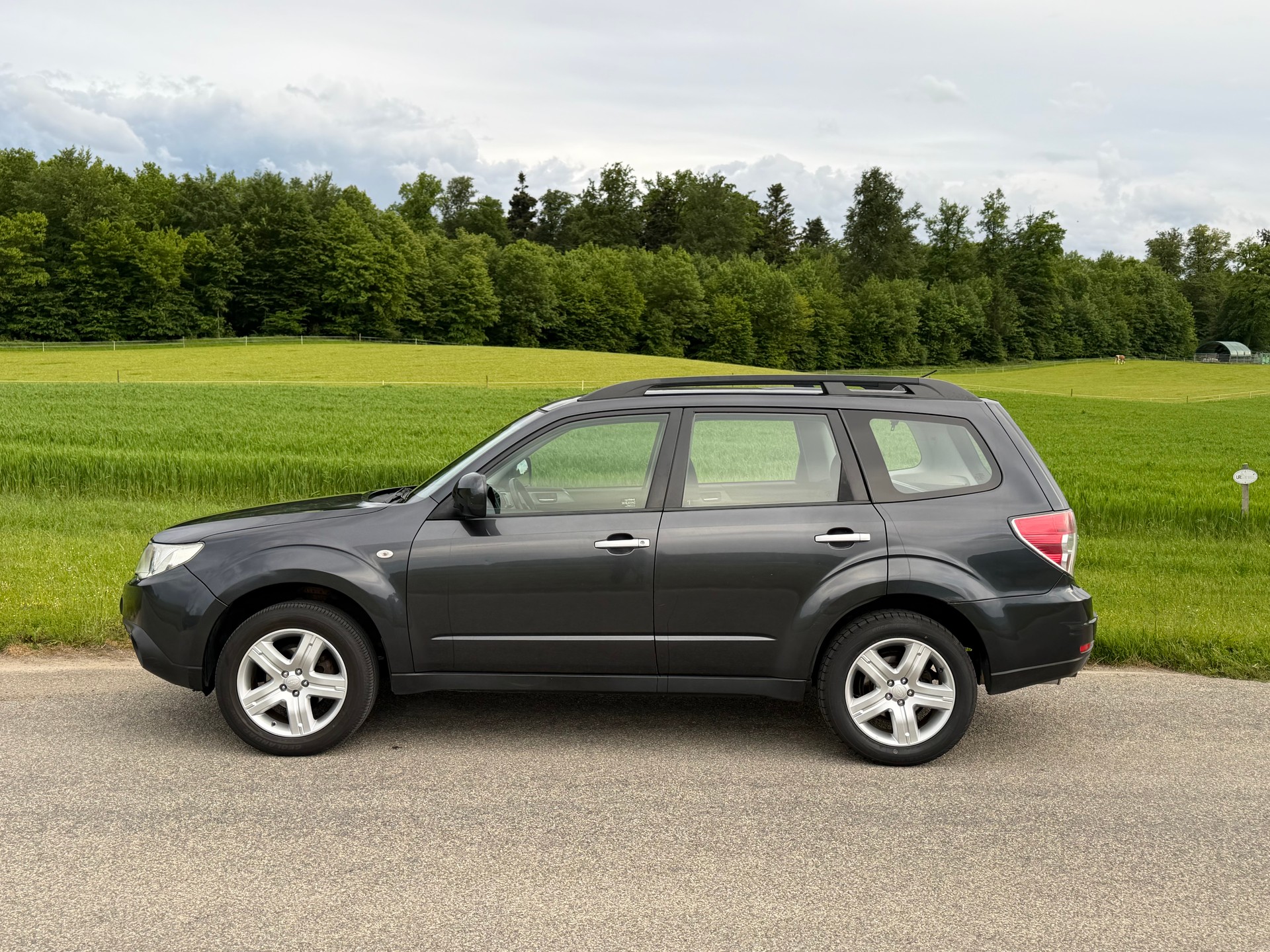 SUBARU Forester 2.0X Advantage-image-1