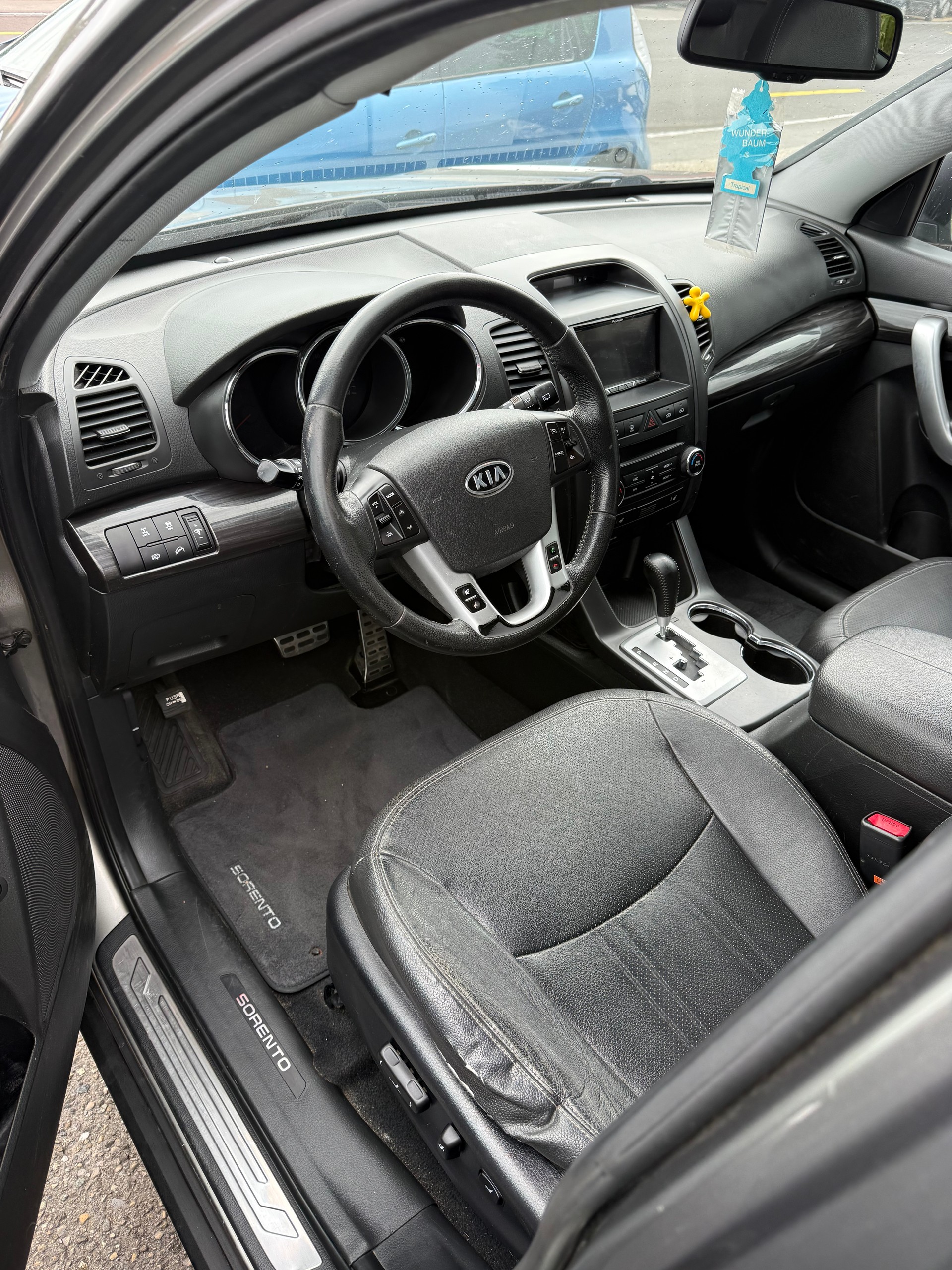 KIA Sorento 2.2 CRDI Style-image-6