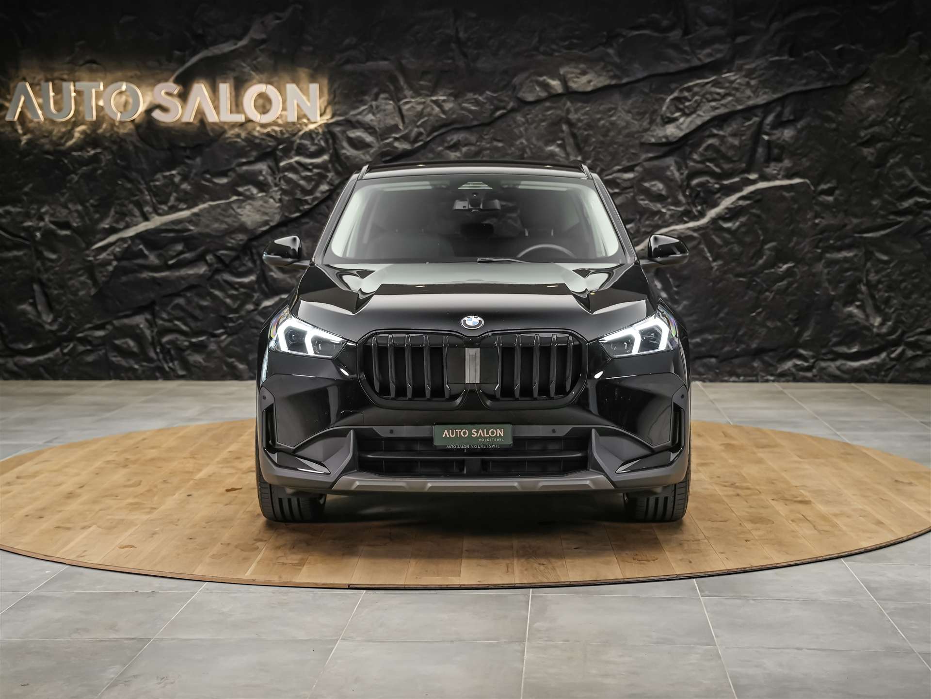 BMW X1 xDrive 20d *20" Felgen*Abstandsregler*Anhängerkupplung*Werksgarantie*-image-6