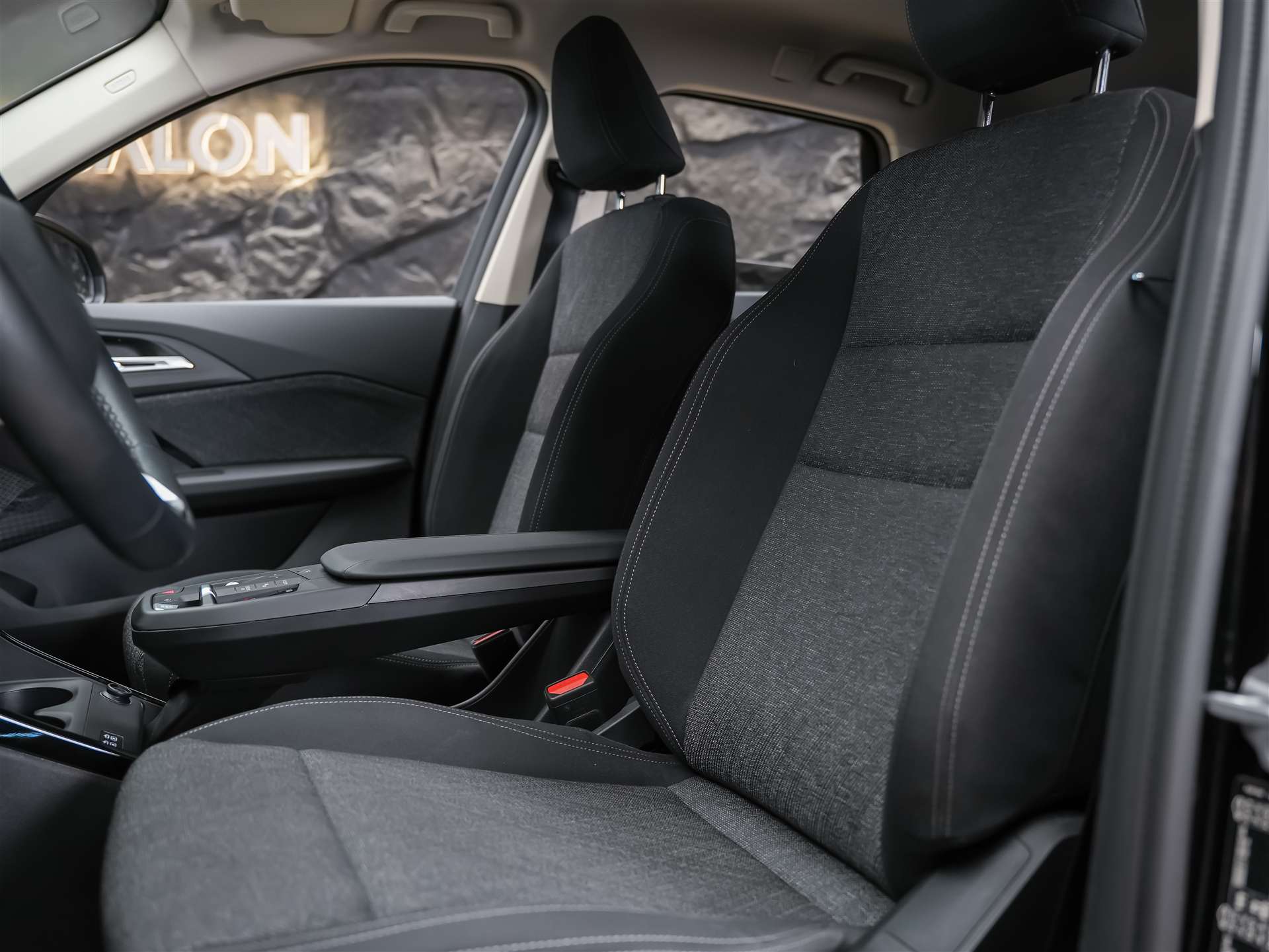 BMW X1 xDrive 20d *20" Felgen*Abstandsregler*Anhängerkupplung*Werksgarantie*-image-8