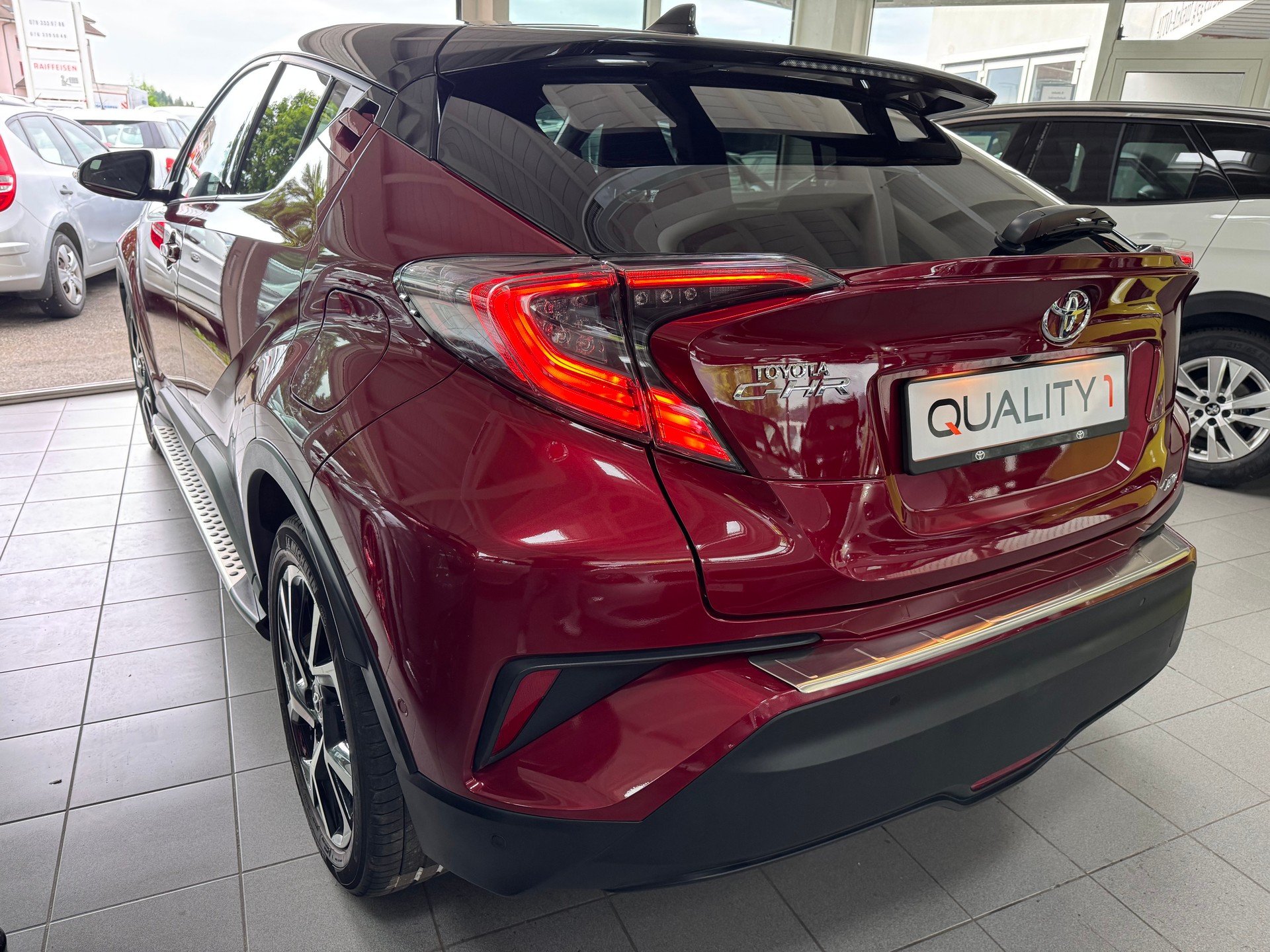 TOYOTA C-HR 1.2 Turbo Premium 4WD Multidrive S-image-6