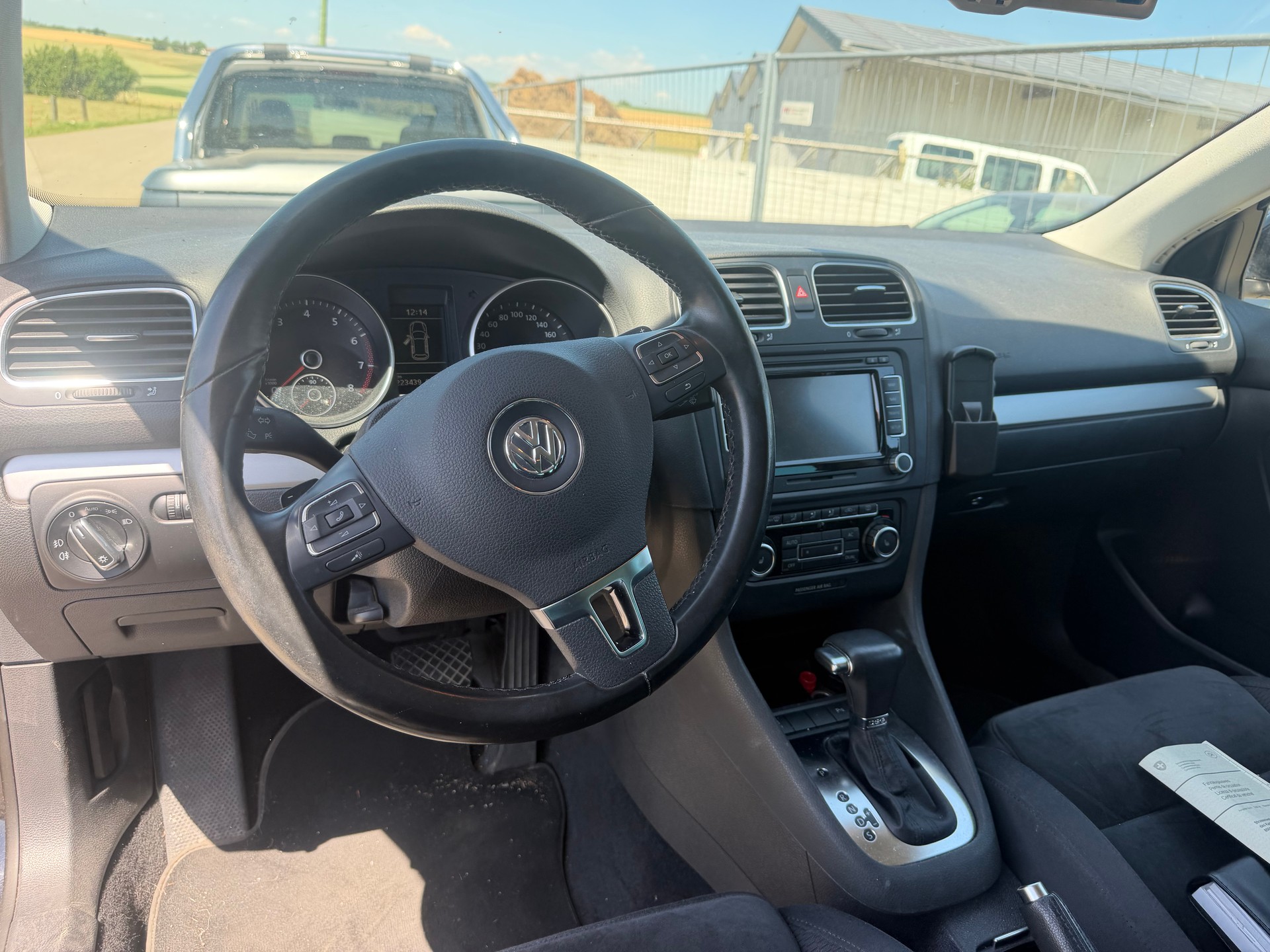 VW Golf Variant 1.4 TSI Highline DSG-image-5