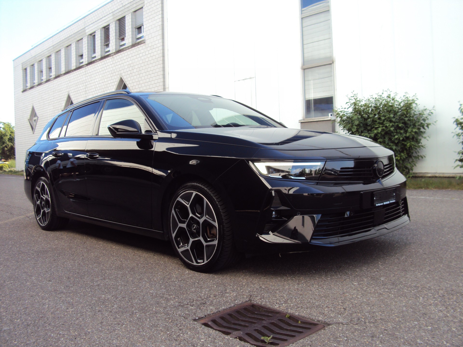 OPEL Astra Sports Tourer 1.6 PHEV Turbo GSe-image-0