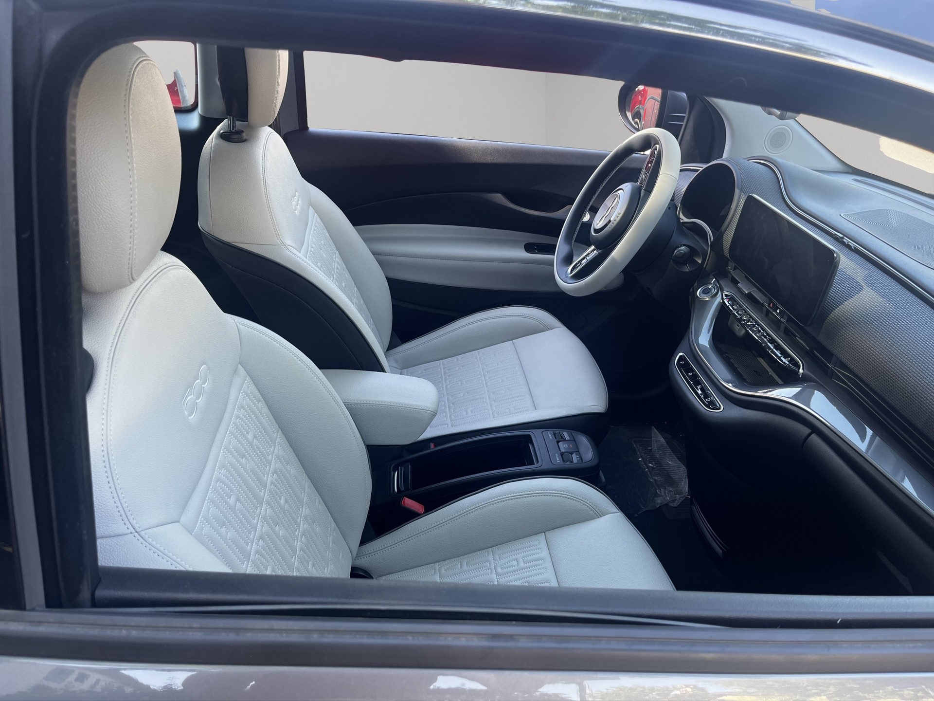 FIAT 500 electric 87 kW La Prima-image-6