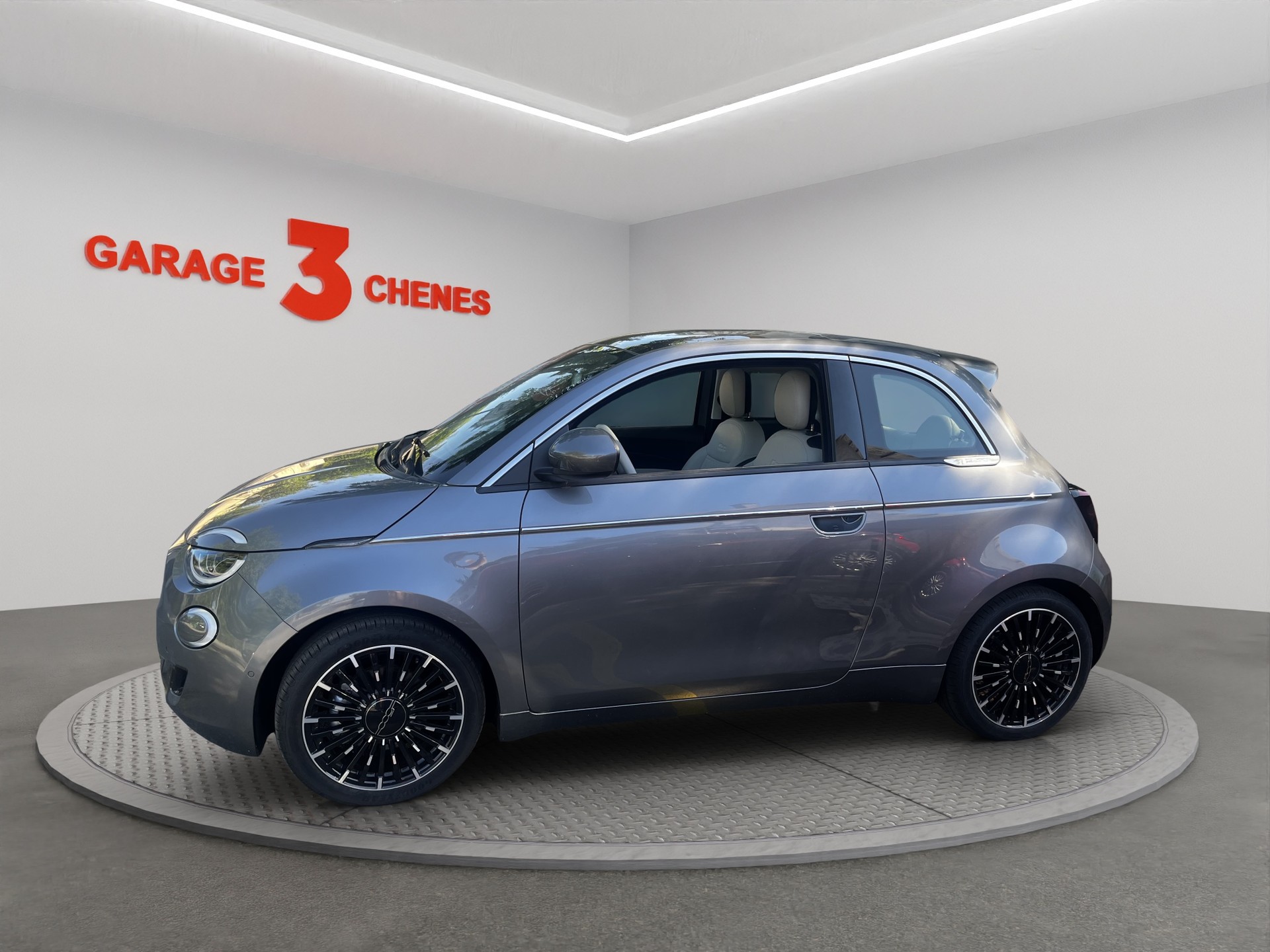 FIAT 500 electric 87 kW La Prima-image-3