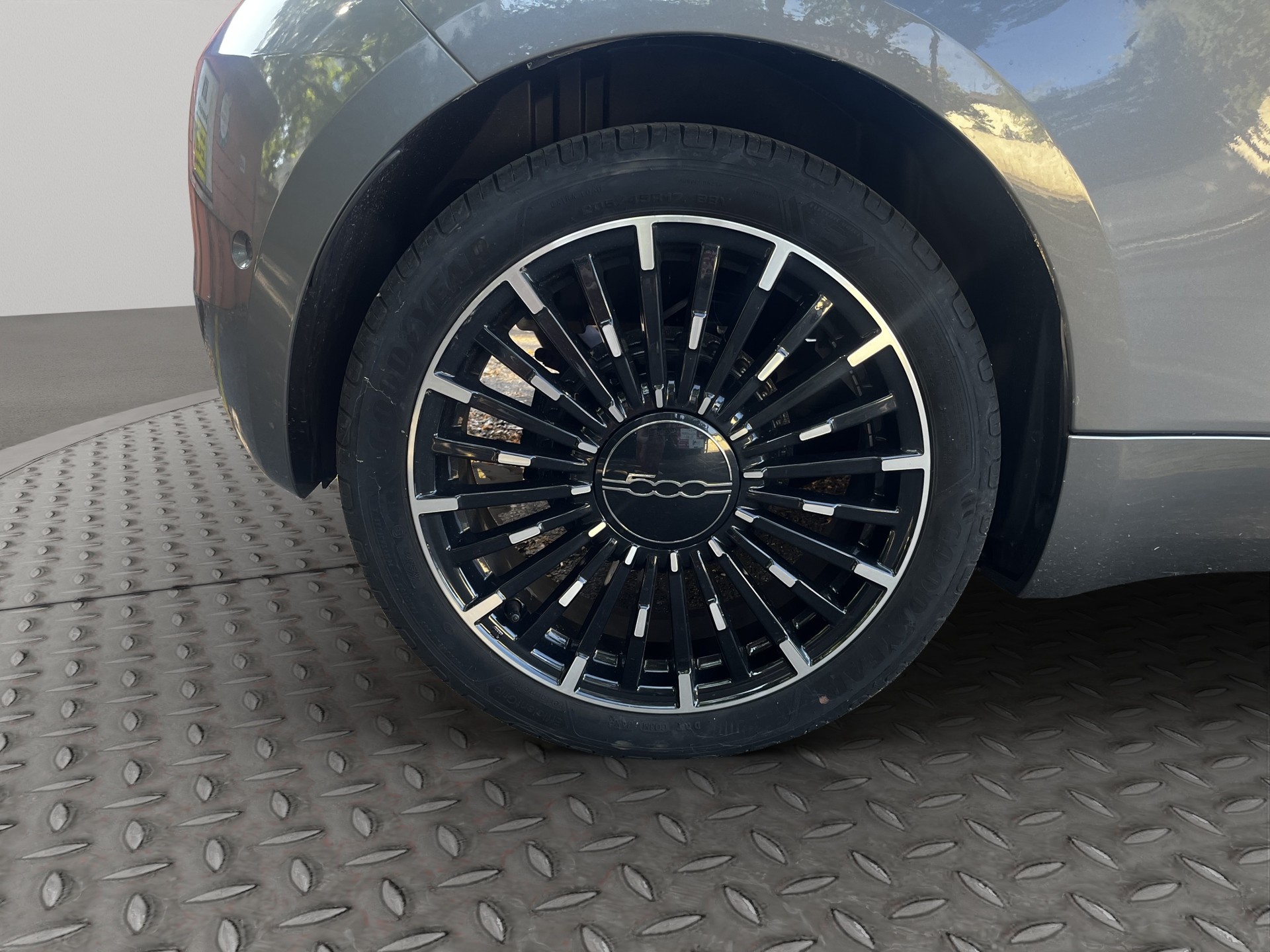 FIAT 500 electric 87 kW La Prima-image-5
