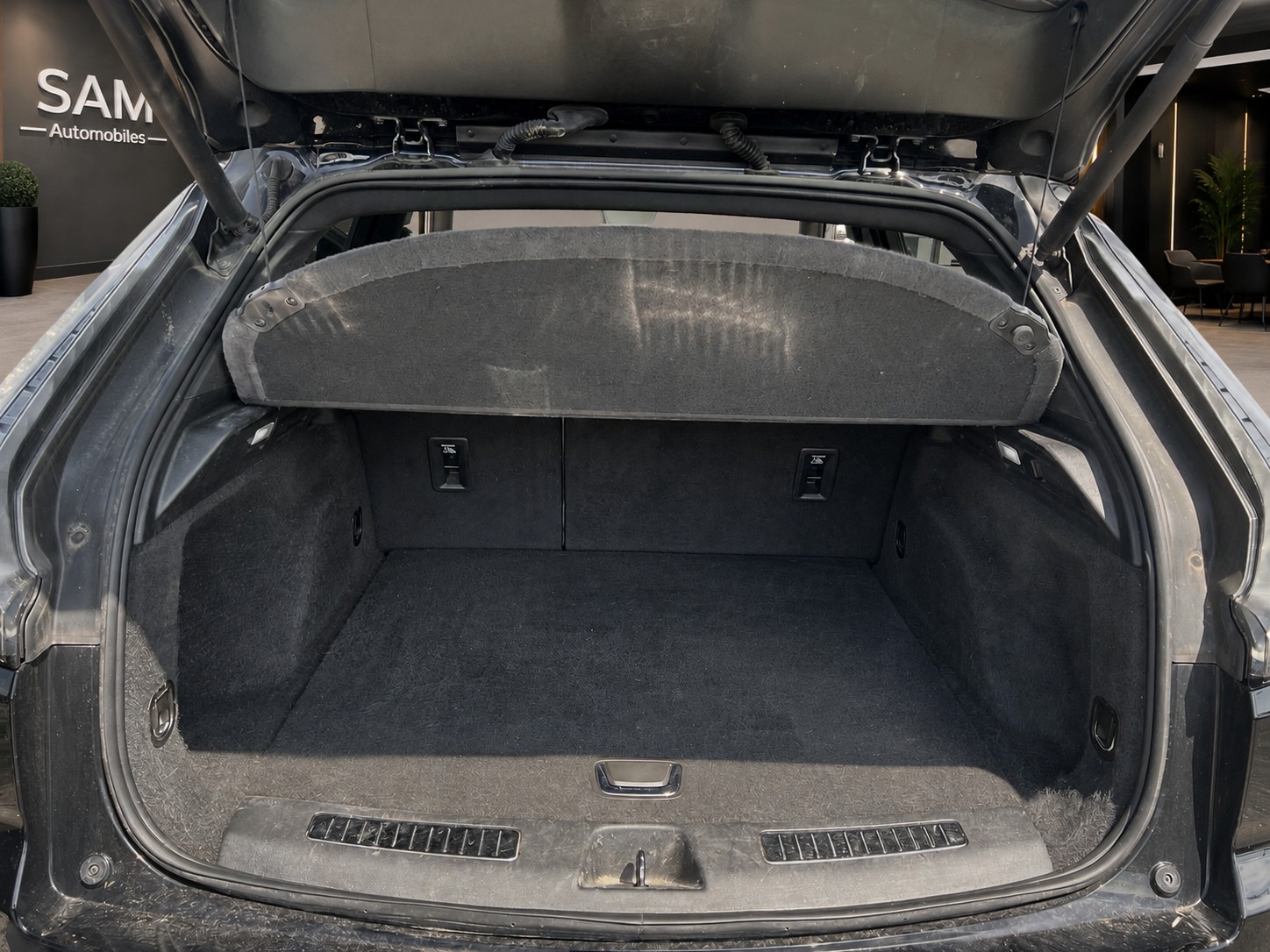 CADILLAC XT4 350D 2.0 Premium Luxury AWD Automat-image-6