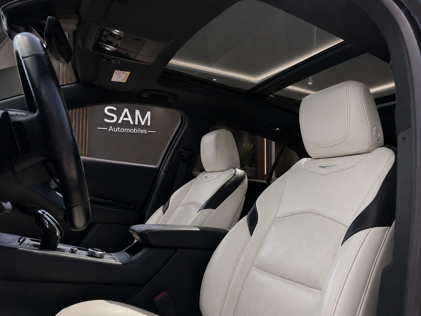 CADILLAC XT4 350D 2.0 Premium Luxury AWD Automat-image-10